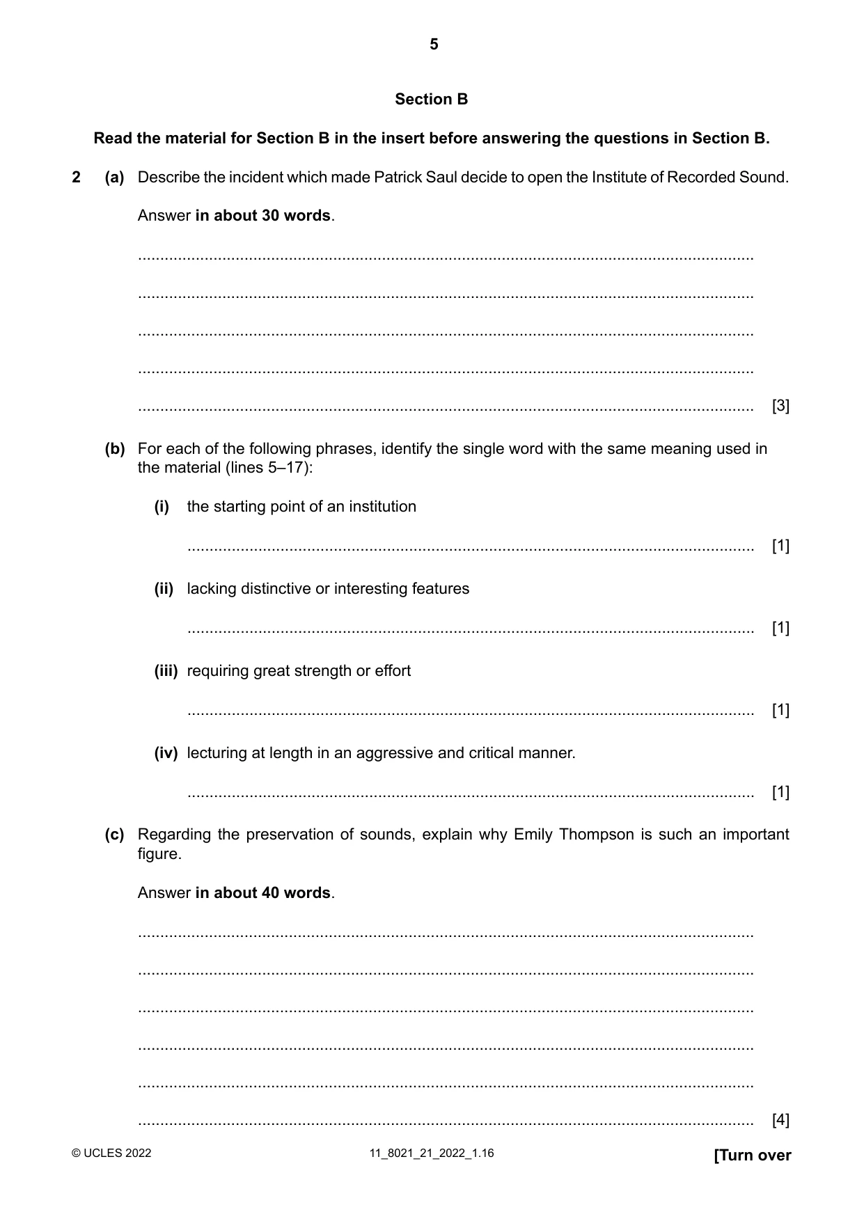 Cambridge A Level English General Paper 8021 2022 Oct/Nov Paper 2 · Variant 1 question paper, page 5 of 8