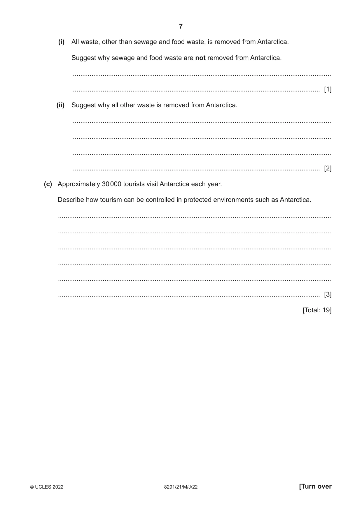Cambridge A Level Environmental Management (AS only) 8291 2022 May/June Paper 2 · Variant 1 question paper, page 7 of 20