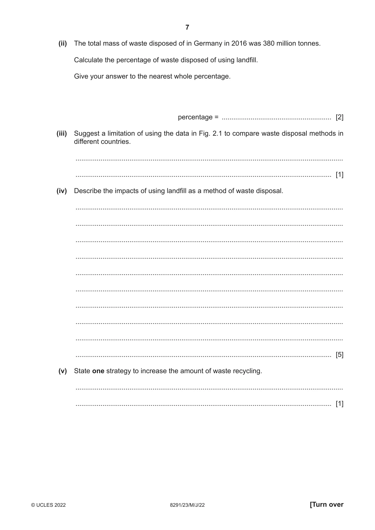 Cambridge A Level Environmental Management (AS only) 8291 2022 May/June Paper 2 · Variant 3 question paper, page 7 of 24