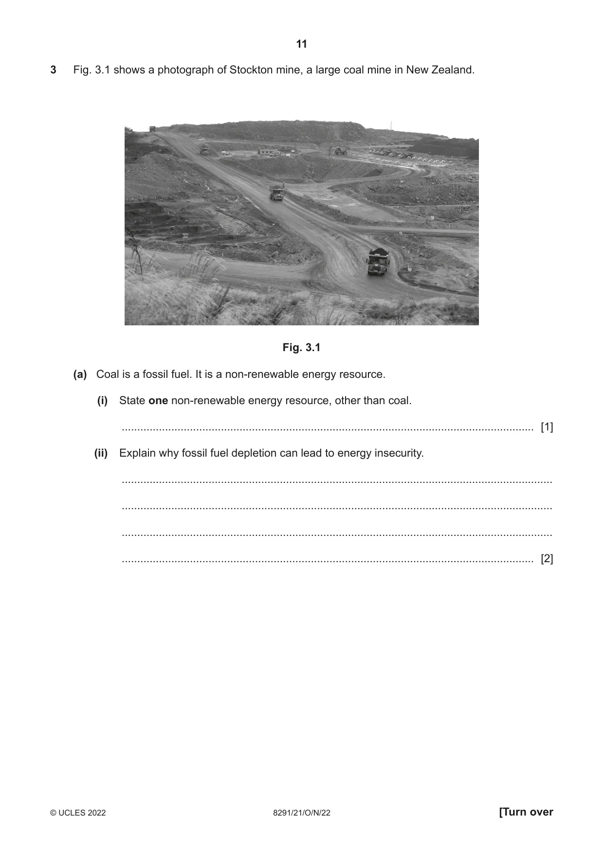 Cambridge A Level Environmental Management (AS only) 8291 2022 Oct/Nov Paper 2 · Variant 1 question paper, page 11 of 24