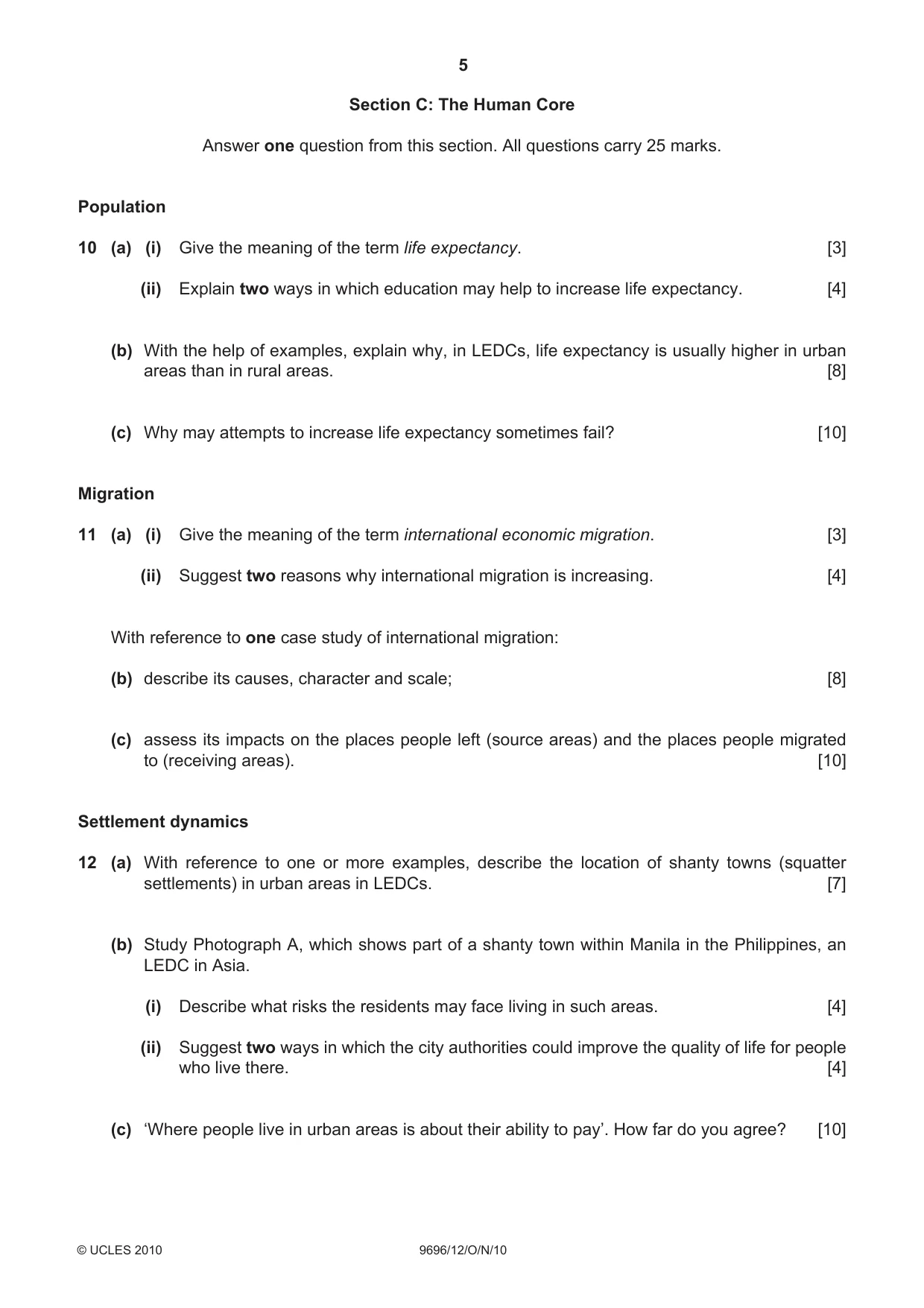 Cambridge A Level Geography 9696 2010 Oct/Nov Paper 1 · Variant 2 question paper, page 5 of 8