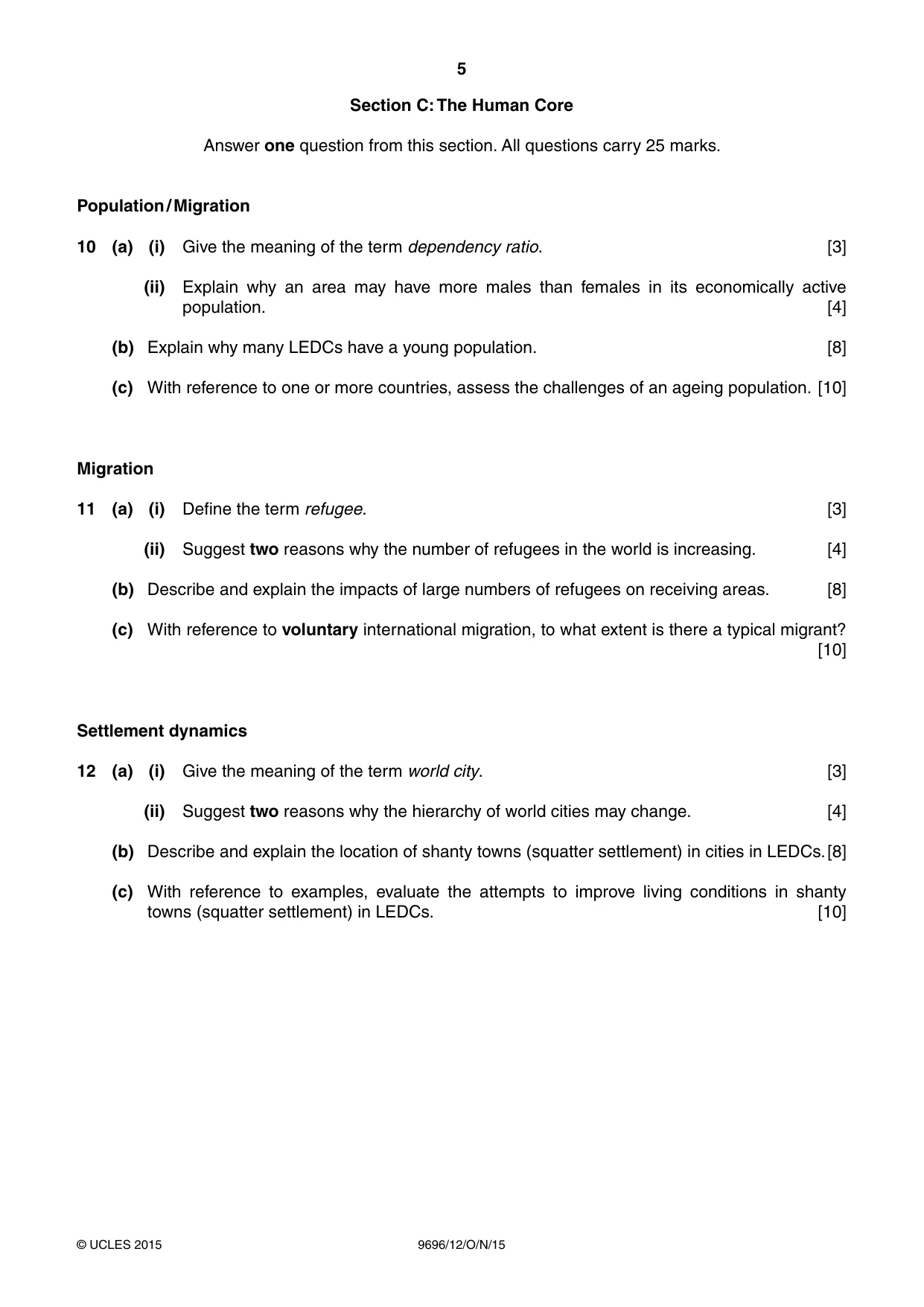 Cambridge A Level Geography 9696 2015 Oct/Nov Paper 1 · Variant 2 question paper, page 5 of 8
