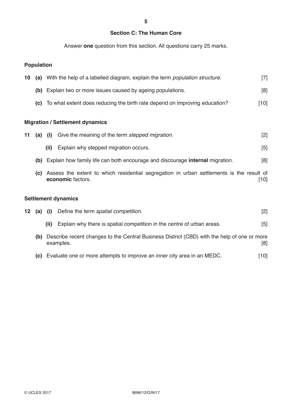 Cambridge A Level Geography 9696 2017 Oct/Nov Paper 1 · Variant 2 question paper, page 5 of 8