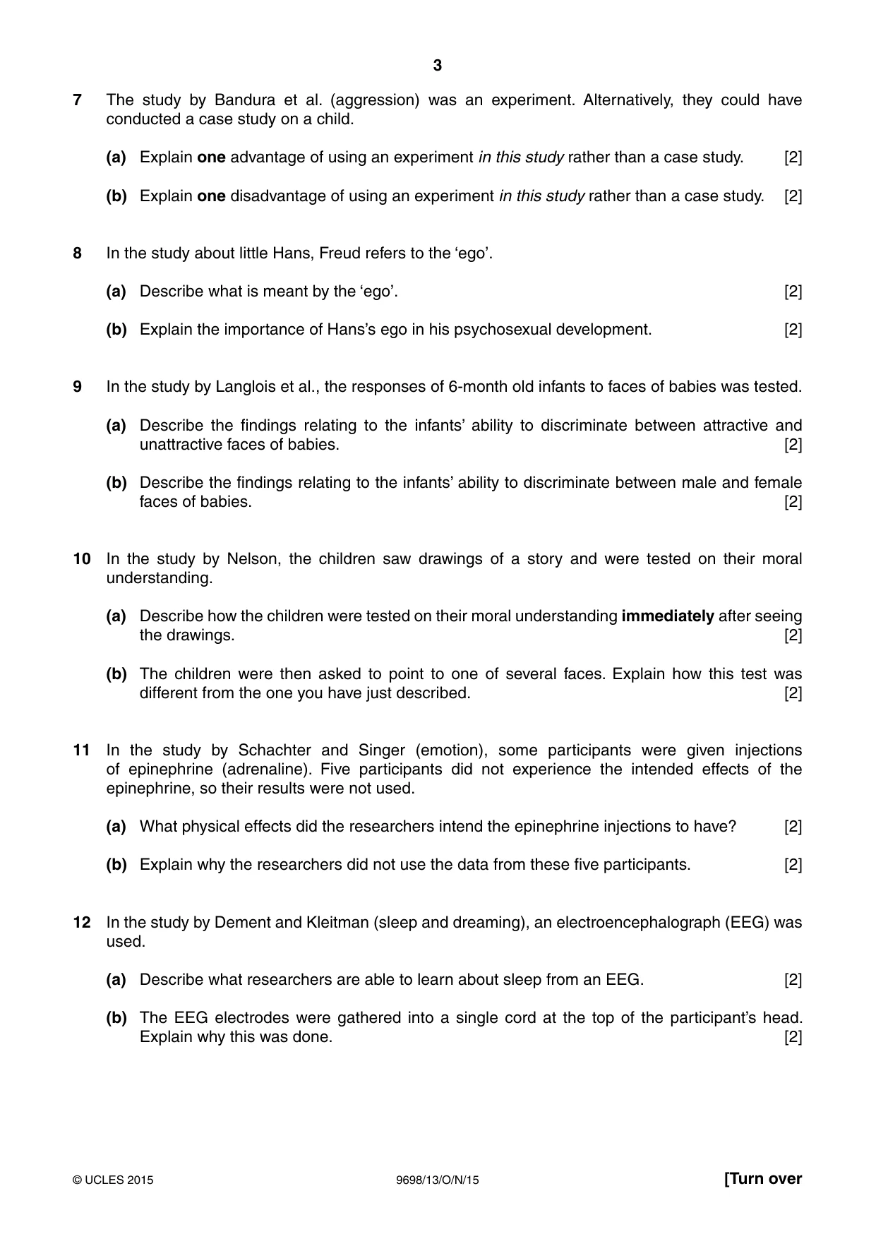Cambridge A Level Psychology 9698 2015 Oct/Nov Paper 1 · Variant 3 question paper, page 3 of 4
