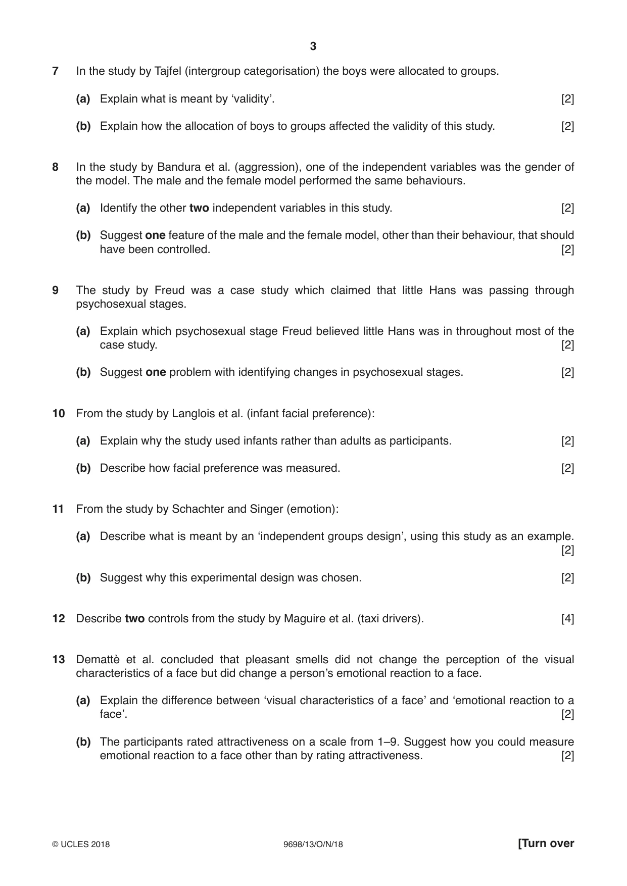 Cambridge A Level Psychology 9698 2018 Oct/Nov Paper 1 · Variant 3 question paper, page 3 of 4