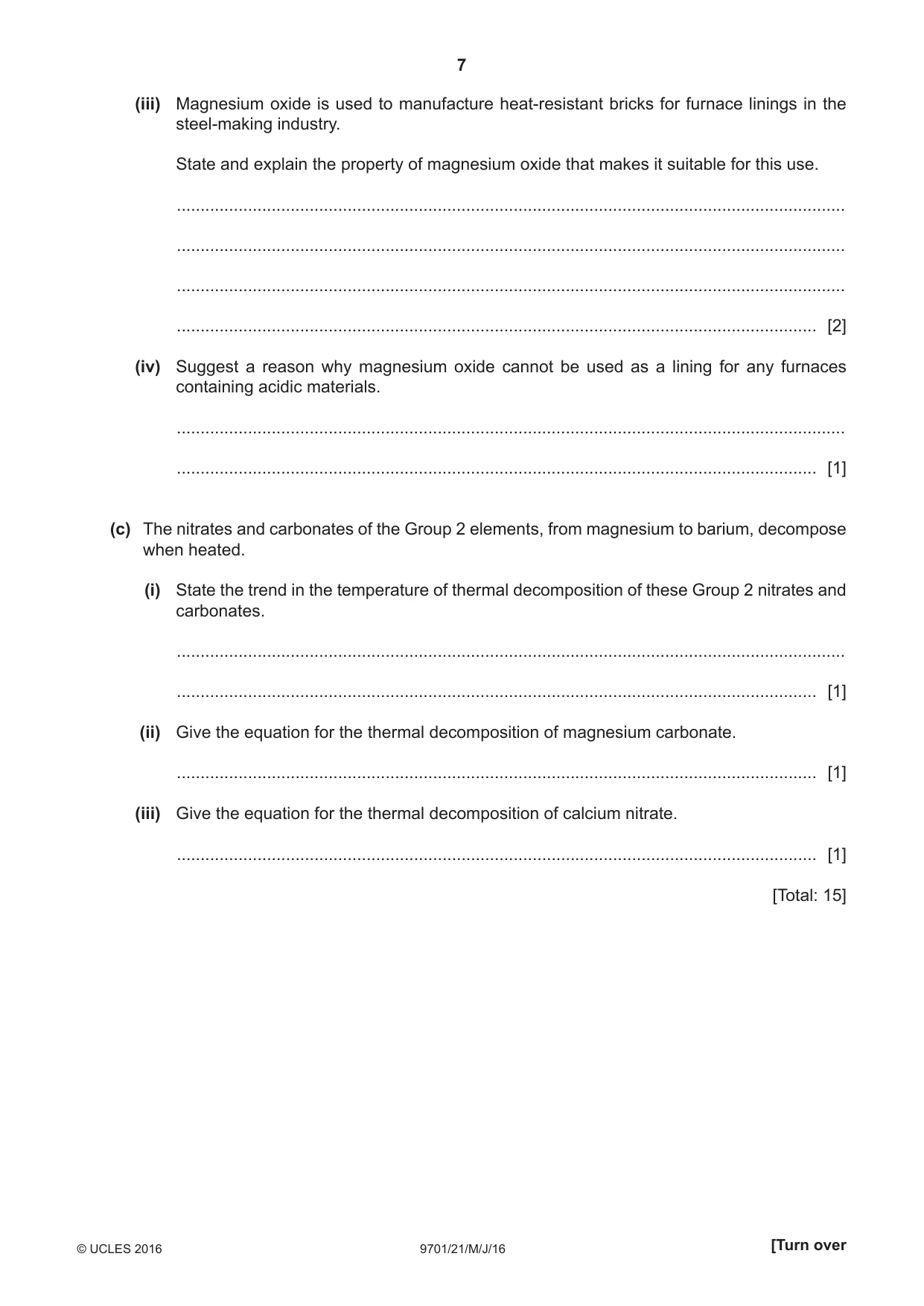 Cambridge A Level Chemistry 9701 2016 May/June Paper 2 · Variant 1 question paper, page 7 of 12