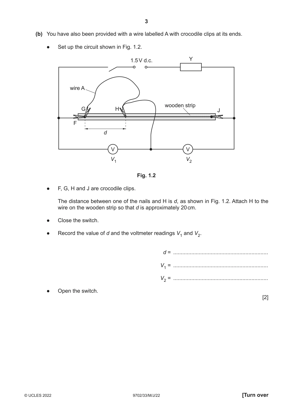 Cambridge A Level Physics 9702 2022 May/June Paper 3 · Variant 3 question paper, page 3 of 12