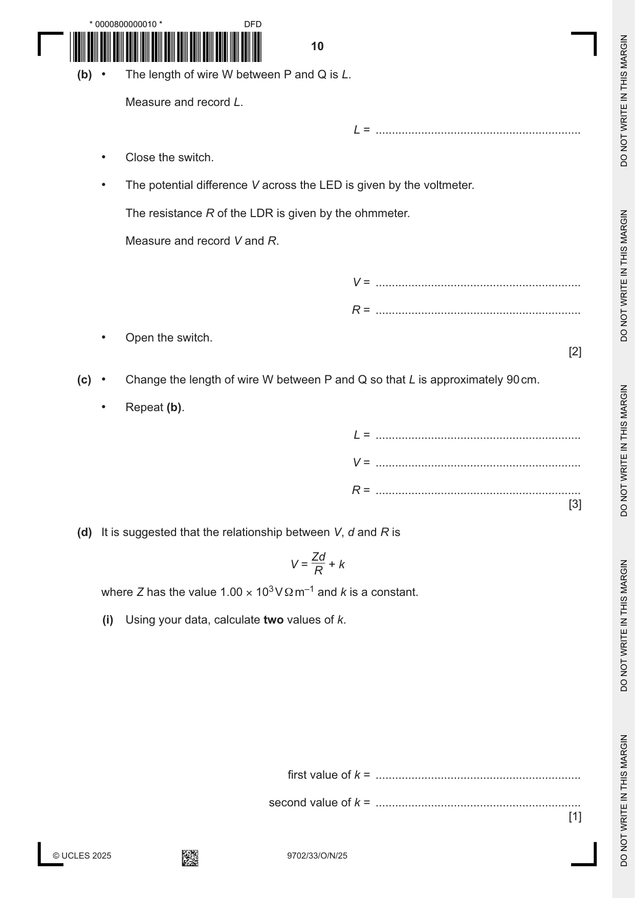 Cambridge A Level Physics 9702 2025 Oct/Nov Paper 3 · Variant 3 question paper, page 10 of 12
