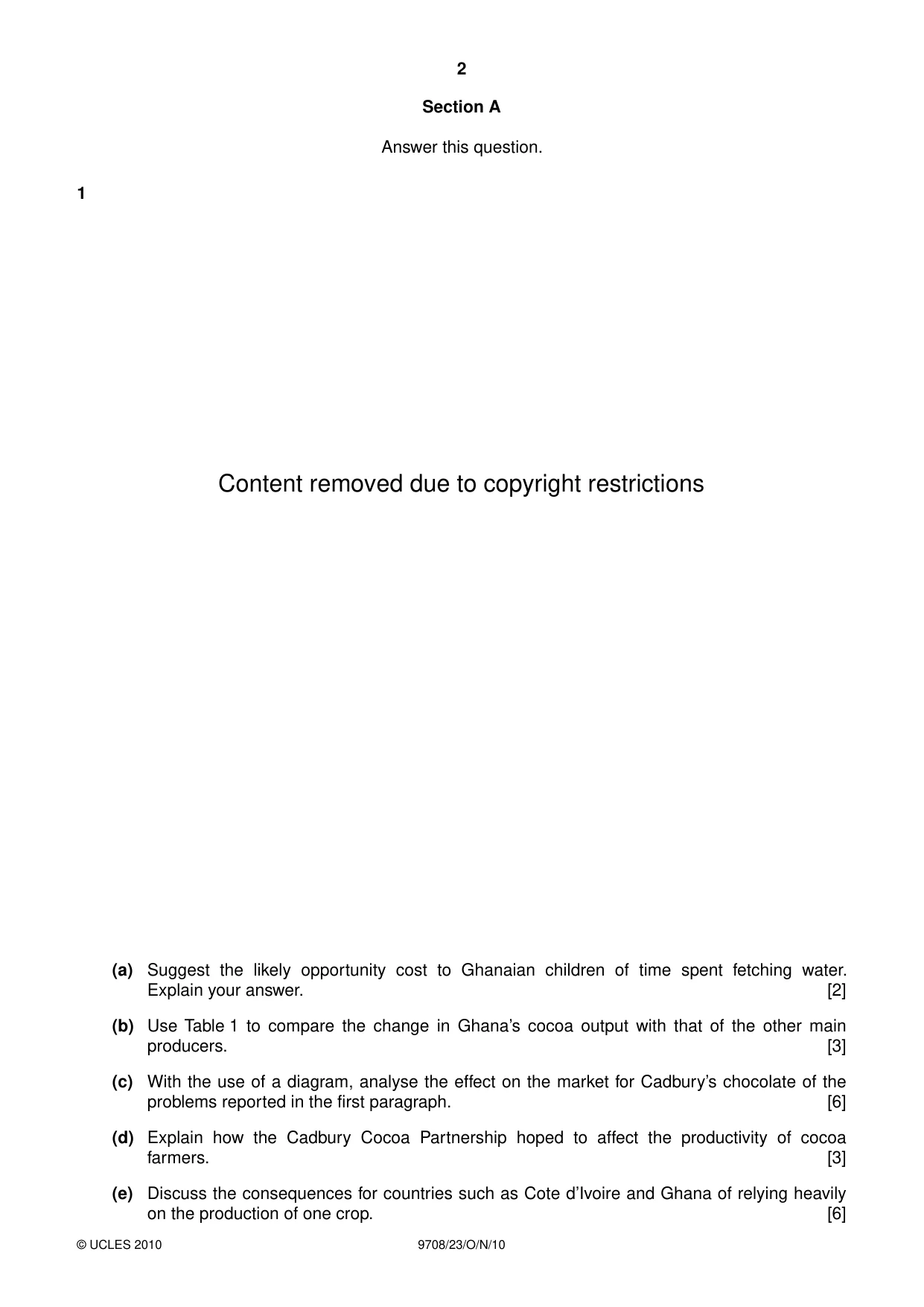 Cambridge A Level Economics 9708 2010 Oct/Nov Paper 2 · Variant 3 question paper, page 2 of 4