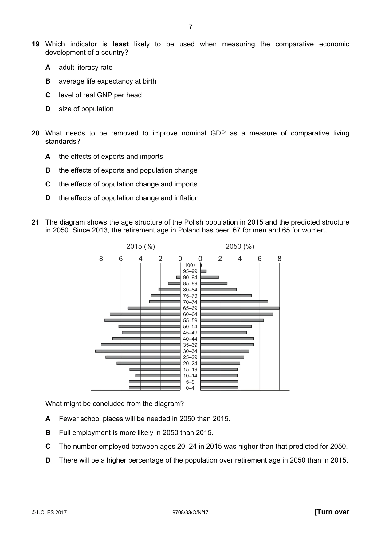 Cambridge A Level Economics 9708 2017 Oct/Nov Paper 3 · Variant 3 question paper, page 7 of 12