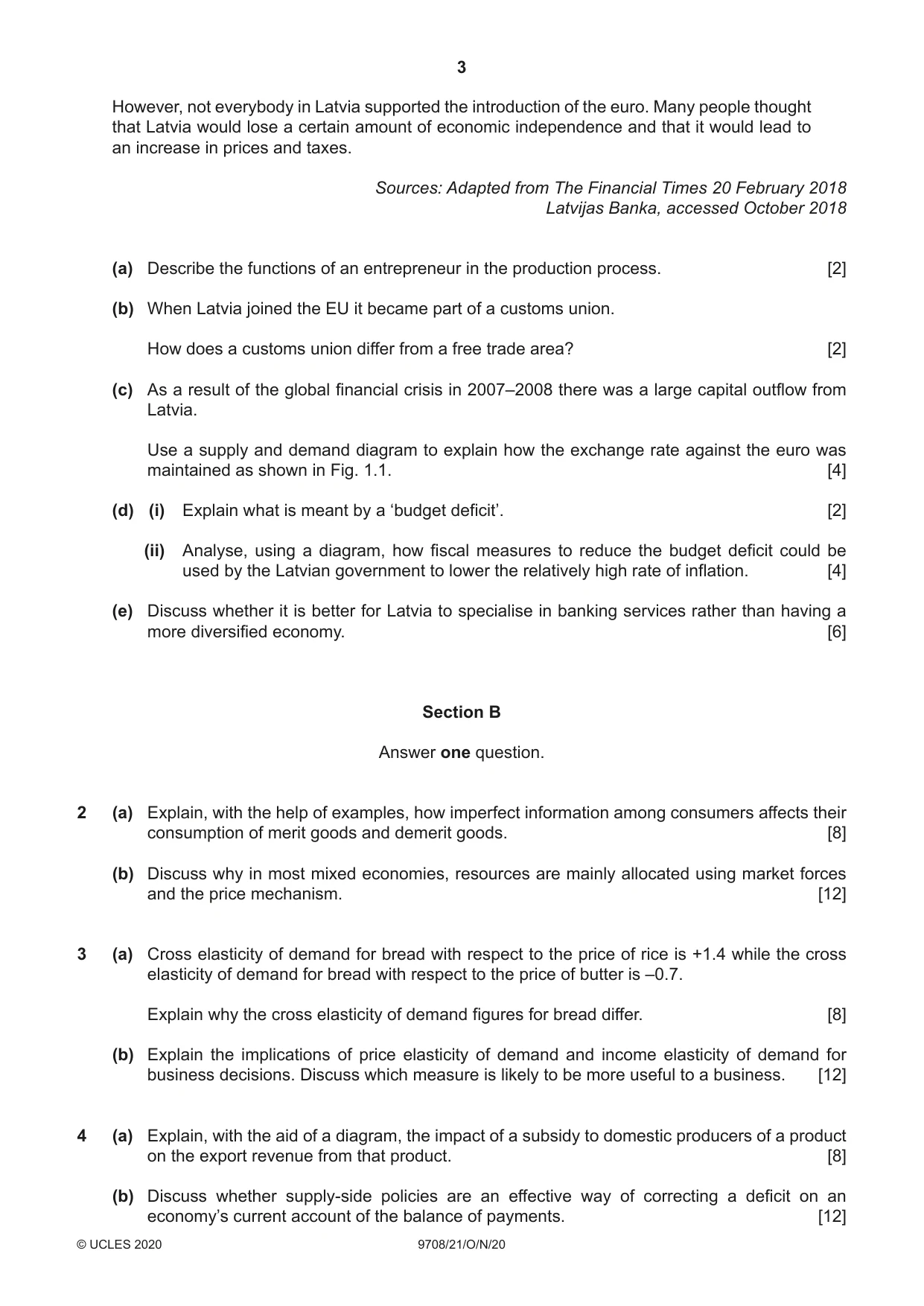 Cambridge A Level Economics 9708 2020 Oct/Nov Paper 2 · Variant 1 question paper, page 3 of 4