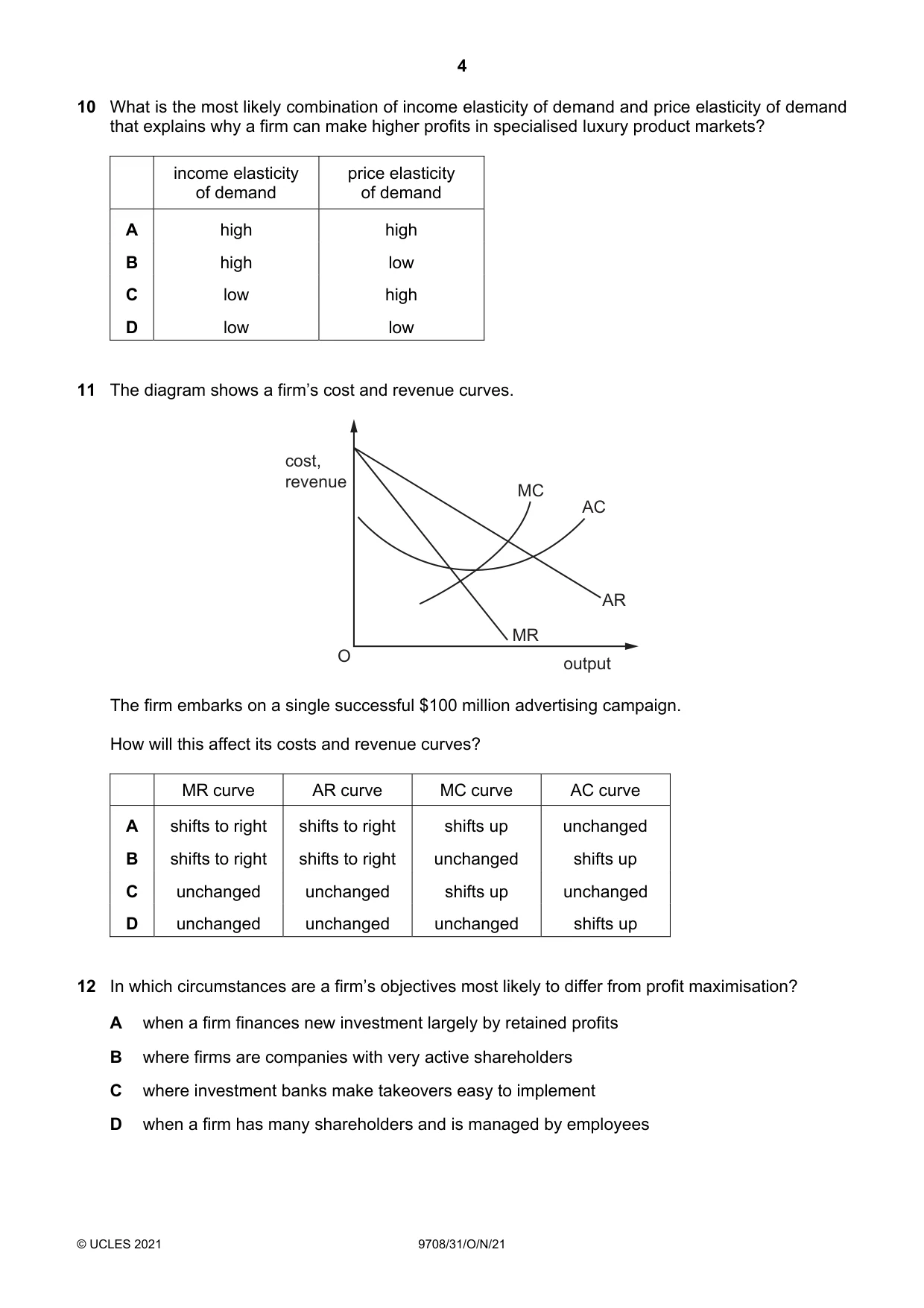 Cambridge A Level Economics 9708 2021 Oct/Nov Paper 3 · Variant 1 question paper, page 4 of 12
