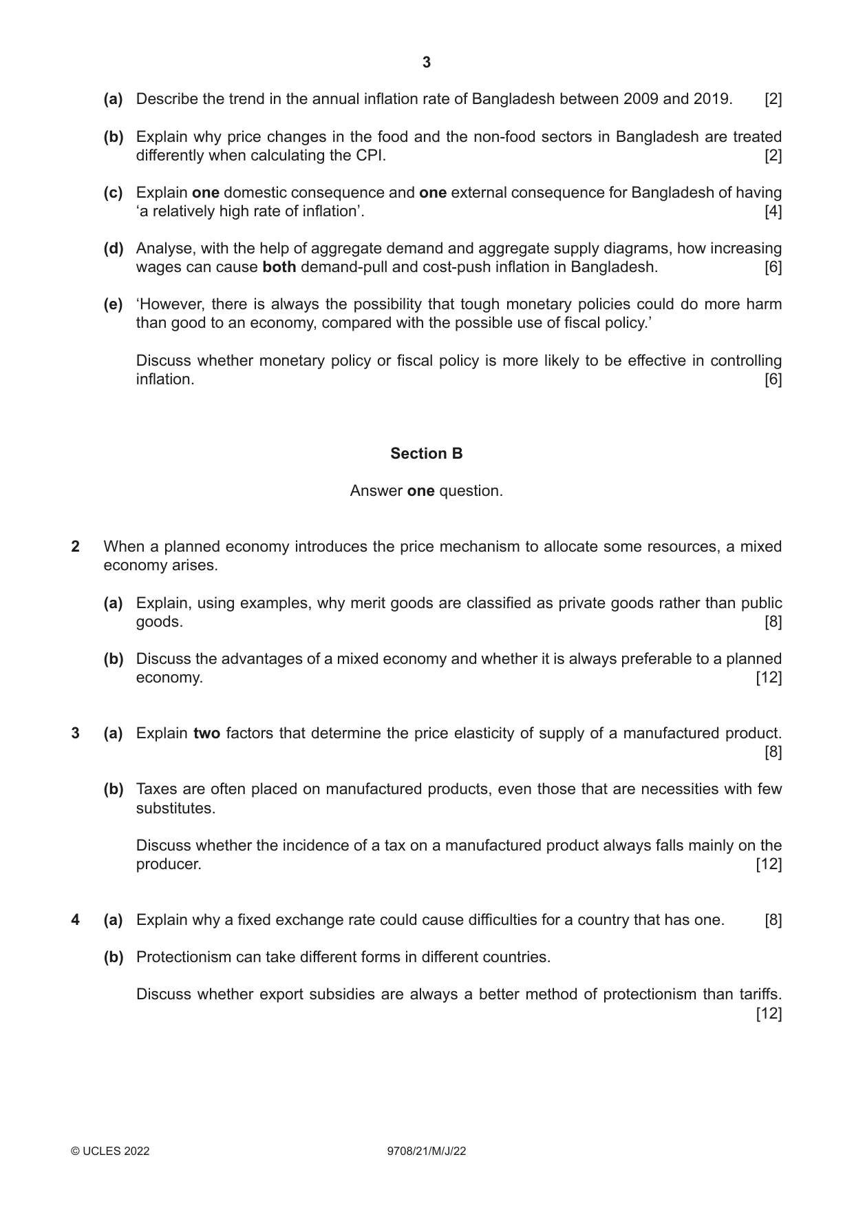 Cambridge A Level Economics 9708 2022 May/June Paper 2 · Variant 1 question paper, page 3 of 4