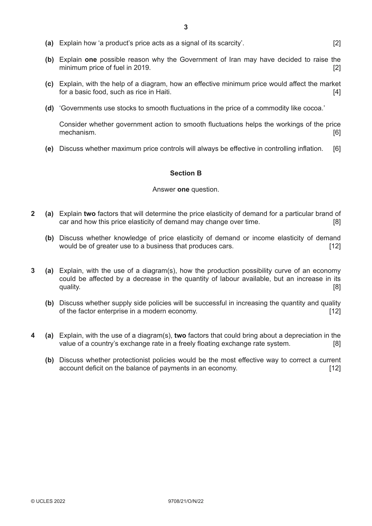 Cambridge A Level Economics 9708 2022 Oct/Nov Paper 2 · Variant 1 question paper, page 3 of 4