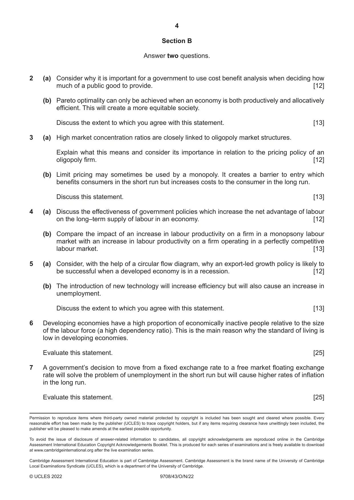 Cambridge A Level Economics 9708 2022 Oct/Nov Paper 4 · Variant 3 question paper, page 4 of 4