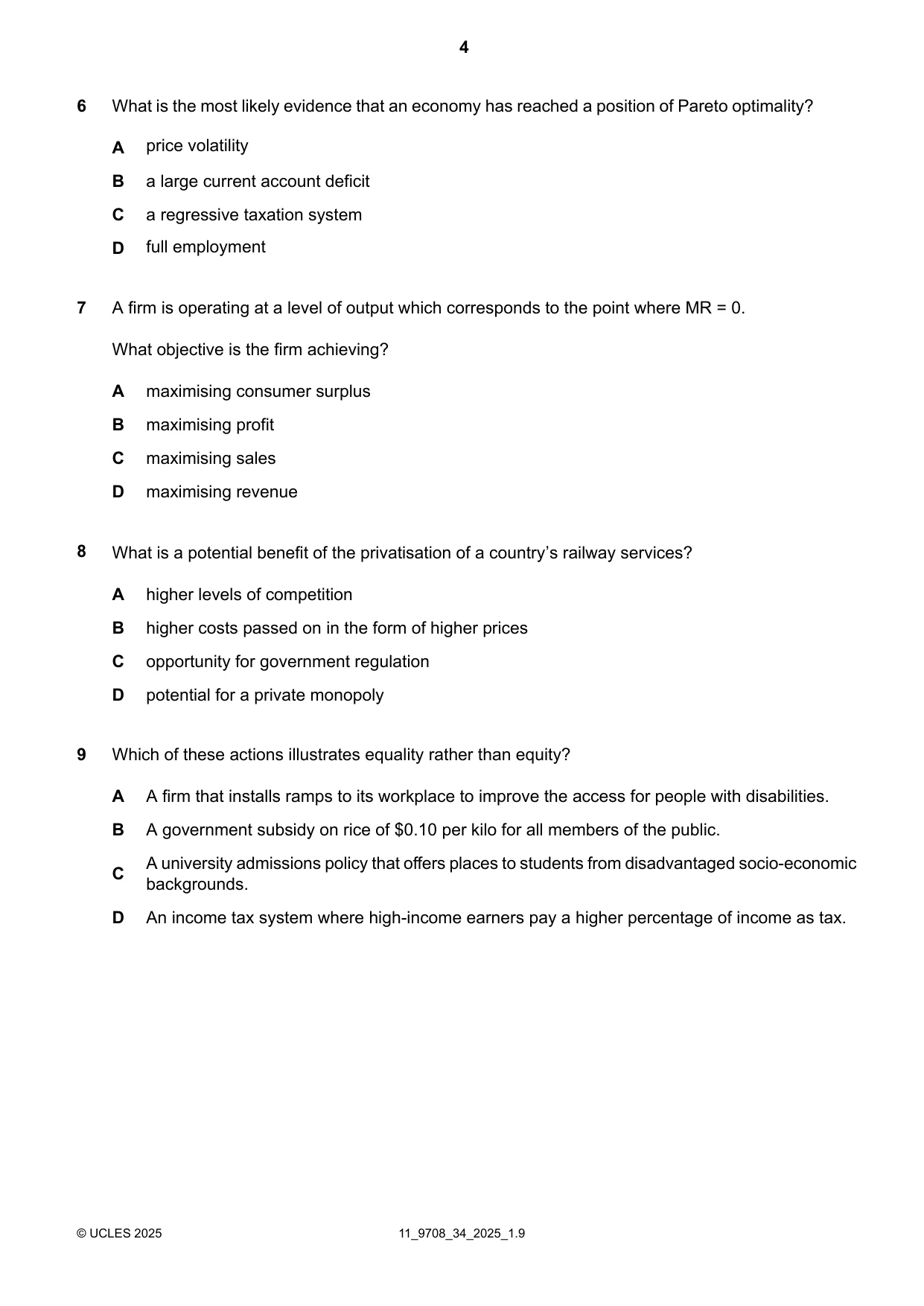 Cambridge A Level Economics 9708 2025 Oct/Nov Paper 3 · Variant 4 question paper, page 4 of 12