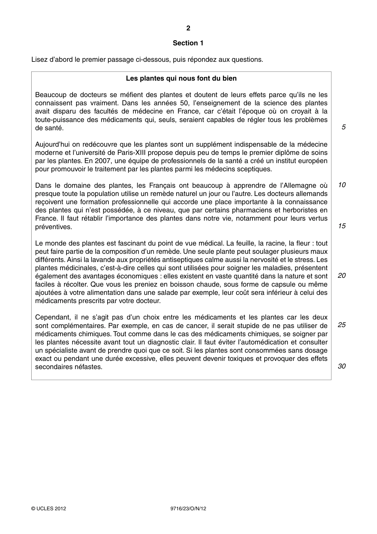 Cambridge A Level French (A Level only) 9716 2012 Oct/Nov Paper 2 · Variant 3 question paper, page 2 of 8