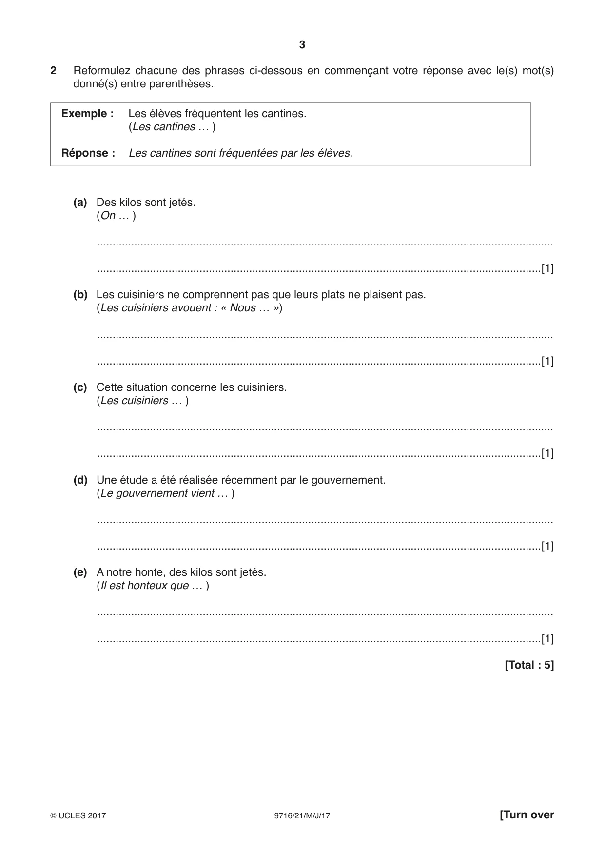 Cambridge A Level French (A Level only) 9716 2017 May/June Paper 2 · Variant 1 question paper, page 3 of 8