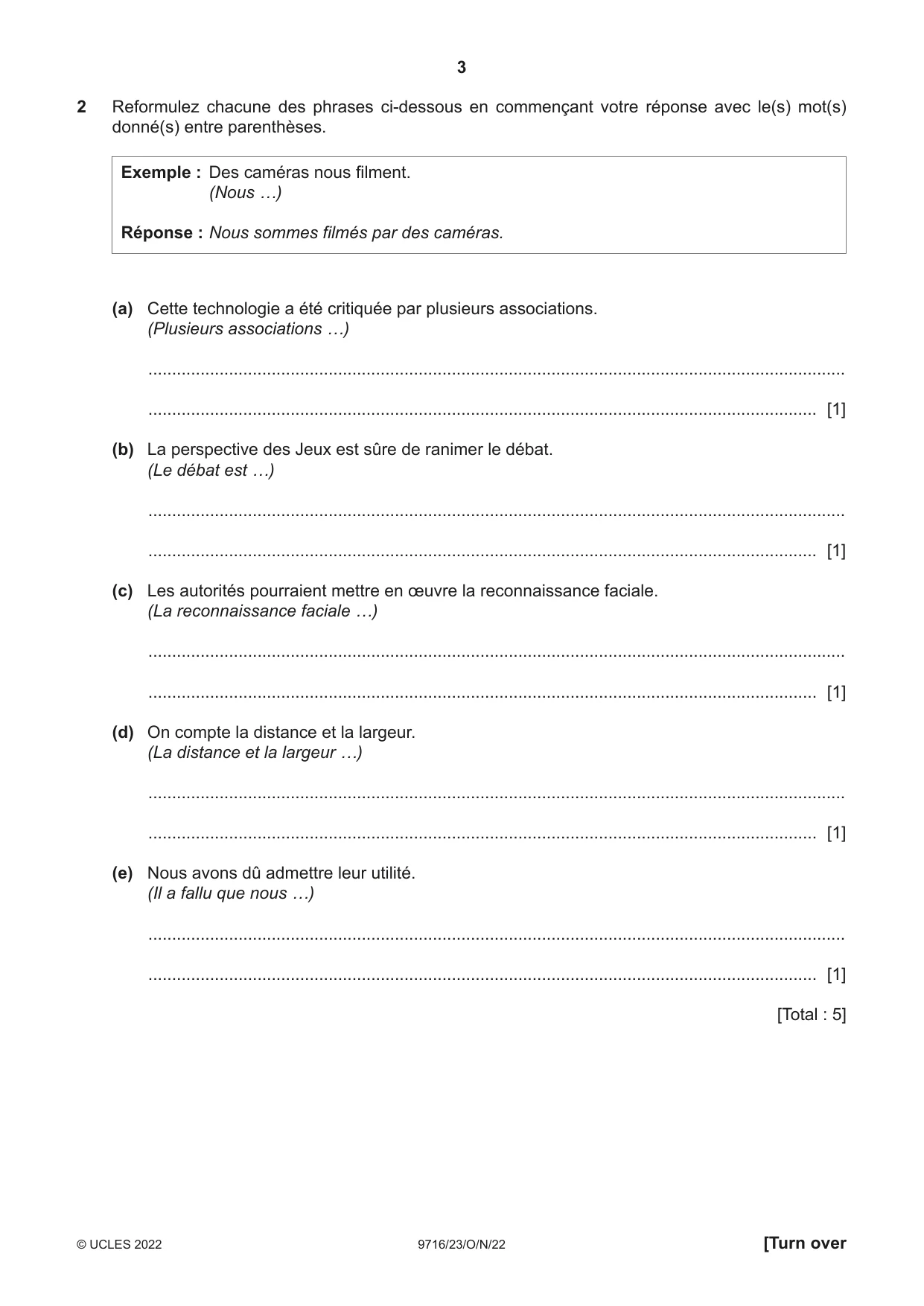Cambridge A Level French (A Level only) 9716 2022 Oct/Nov Paper 2 · Variant 3 question paper, page 3 of 8