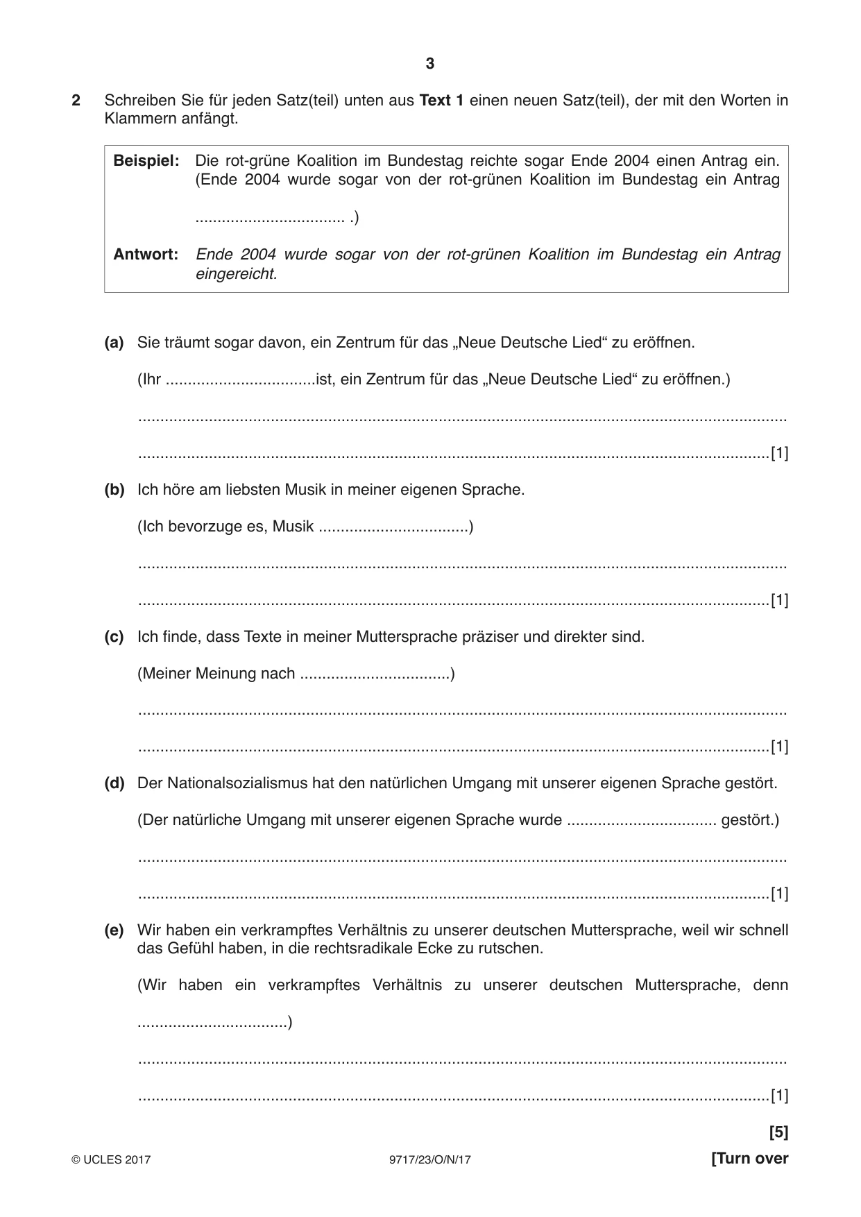 Cambridge A Level German (A Level only) 9717 2017 Oct/Nov Paper 2 · Variant 3 question paper, page 3 of 12