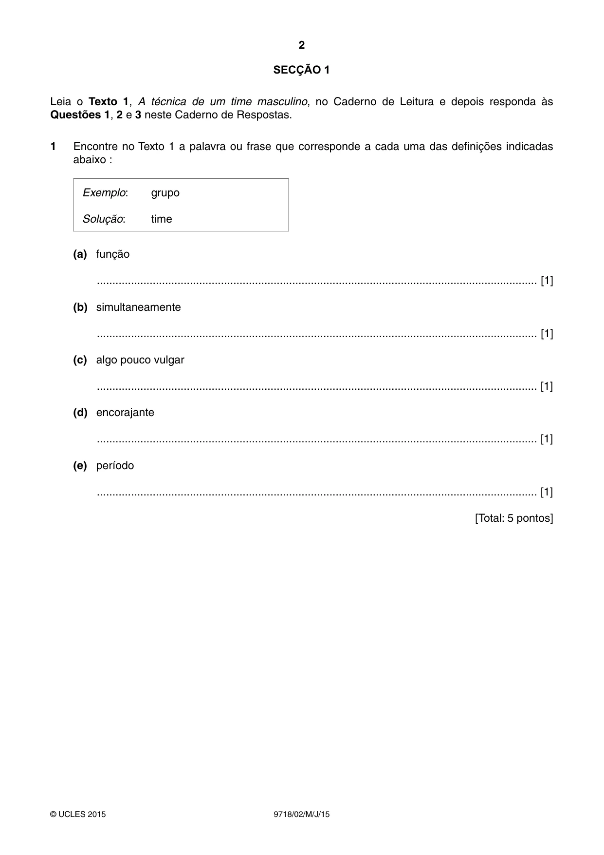 Cambridge A Level Portuguese (A Level only) 9718 2015 May/June Paper 2 · Variant 1 question paper, page 2 of 12