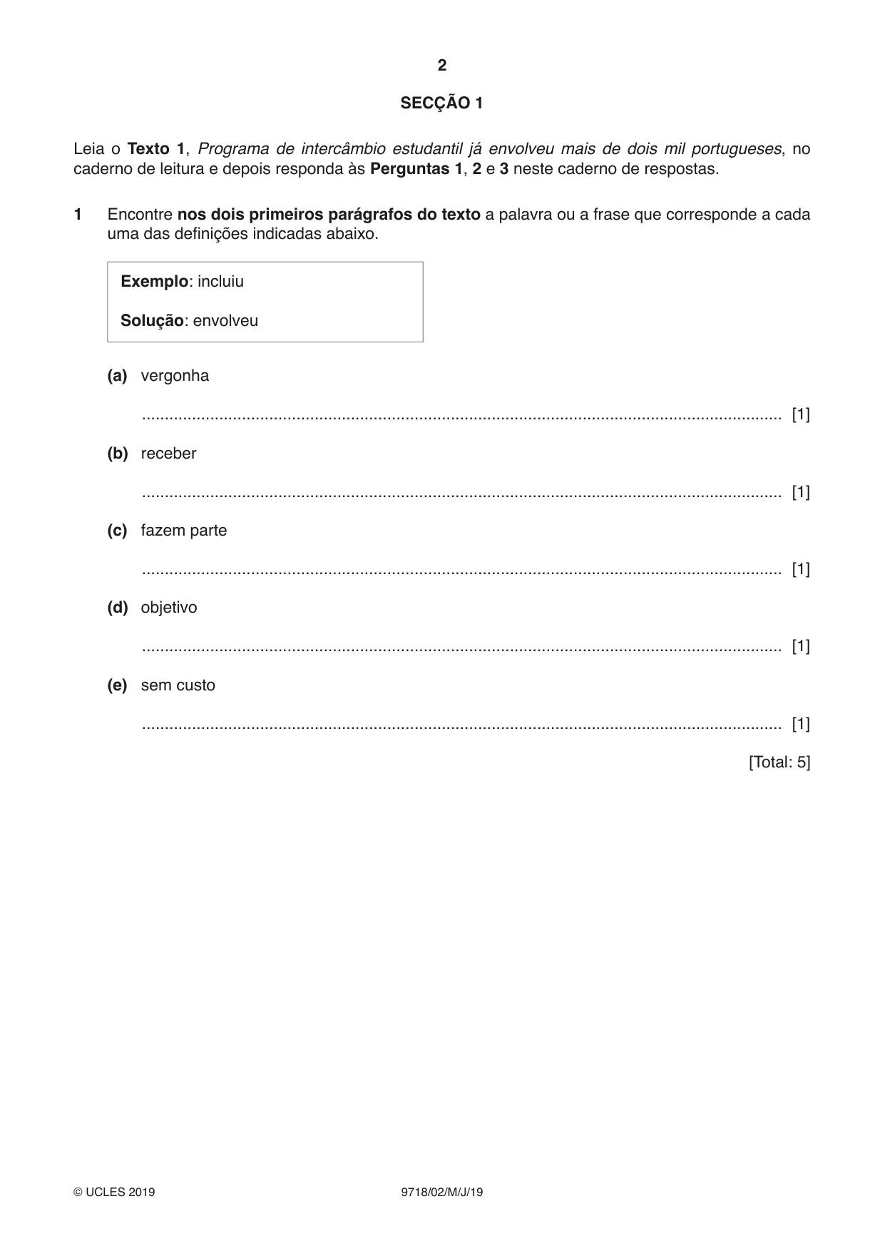 Cambridge A Level Portuguese (A Level only) 9718 2019 May/June Paper 2 · Variant 1 question paper, page 2 of 12