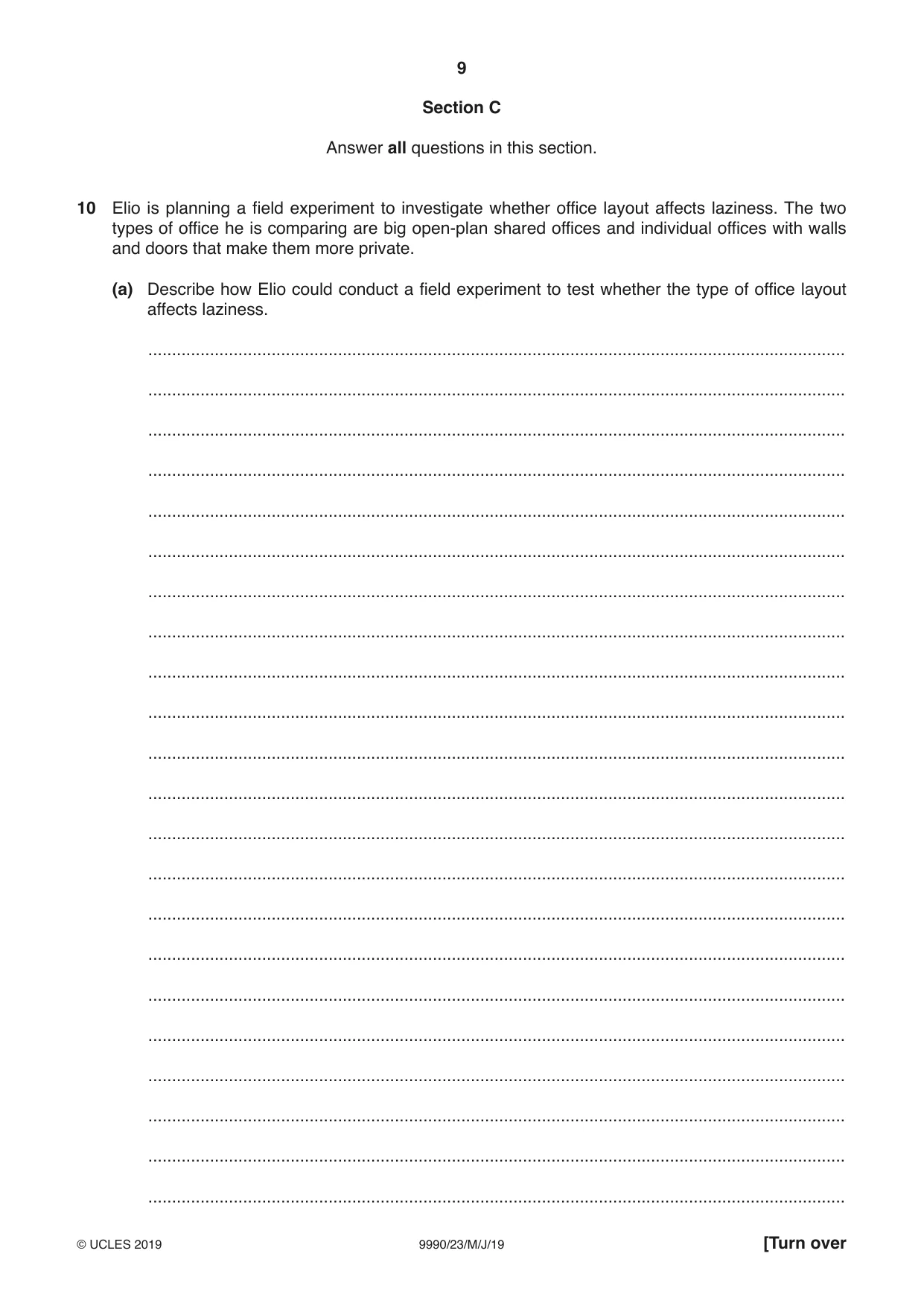 Cambridge A Level Psychology (from 2018) 9990 2019 May/June Paper 2 · Variant 3 question paper, page 9 of 12