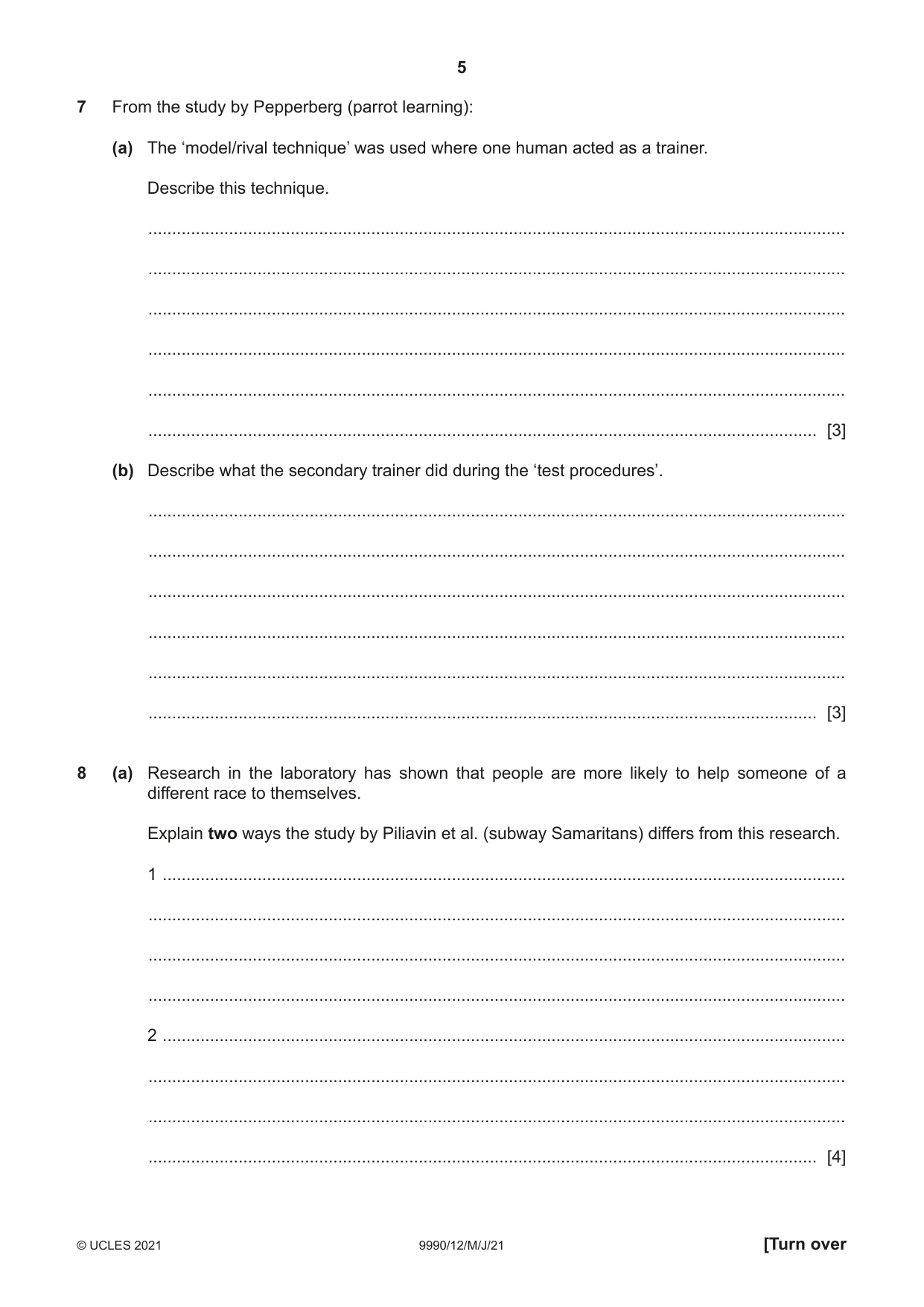 Cambridge A Level Psychology (from 2018) 9990 2021 May/June Paper 1 · Variant 2 question paper, page 5 of 8