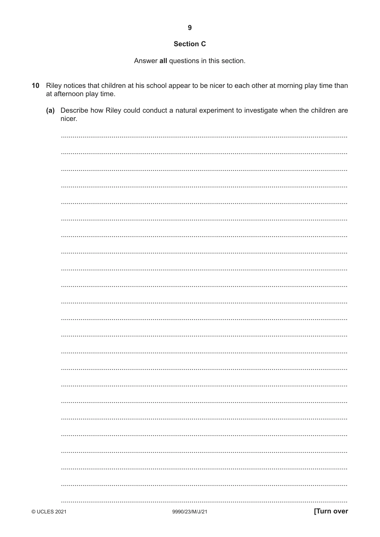 Cambridge A Level Psychology (from 2018) 9990 2021 May/June Paper 2 · Variant 3 question paper, page 9 of 12