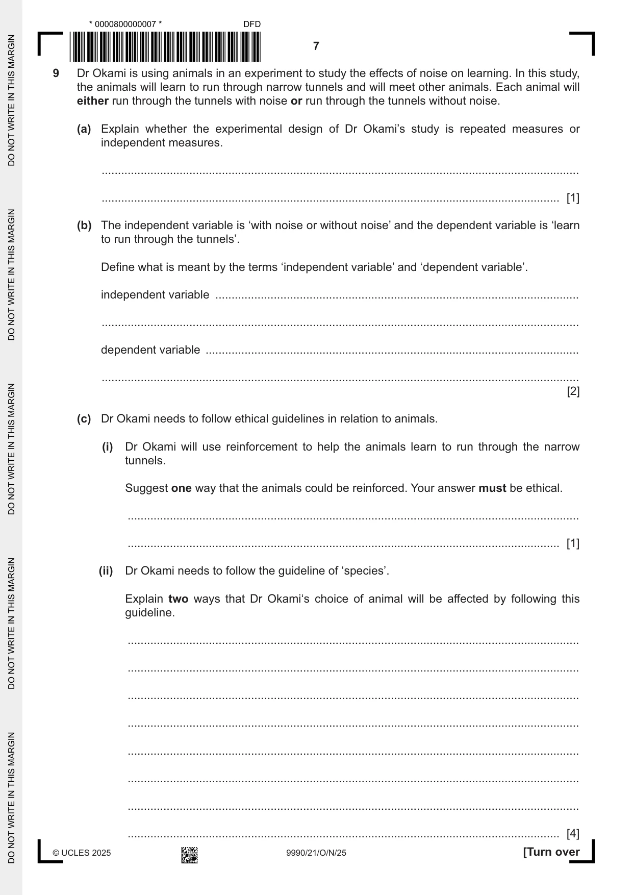 Cambridge A Level Psychology (from 2018) 9990 2025 Oct/Nov Paper 2 · Variant 1 question paper, page 7 of 12