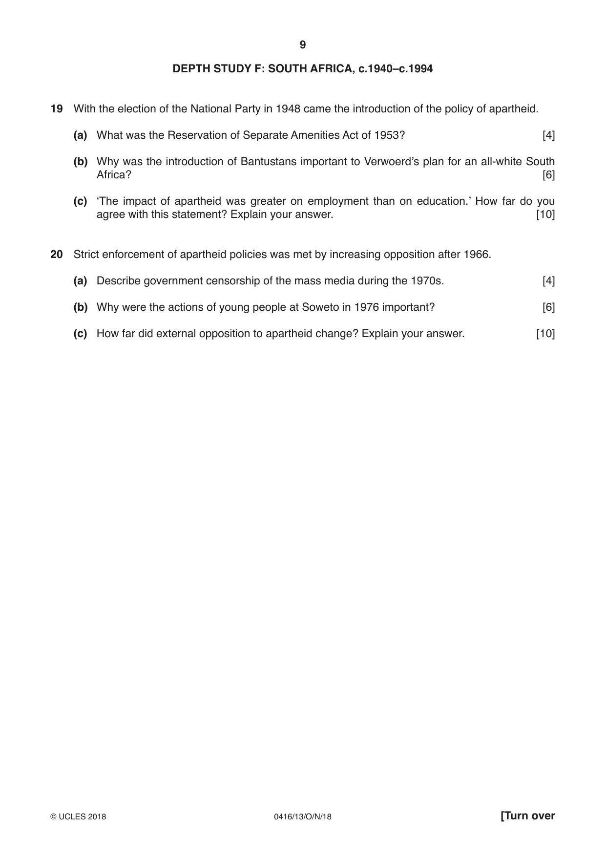 Cambridge IGCSE History BES 0416 2018 Oct/Nov Paper 1 · Variant 3 question paper, page 9 of 12