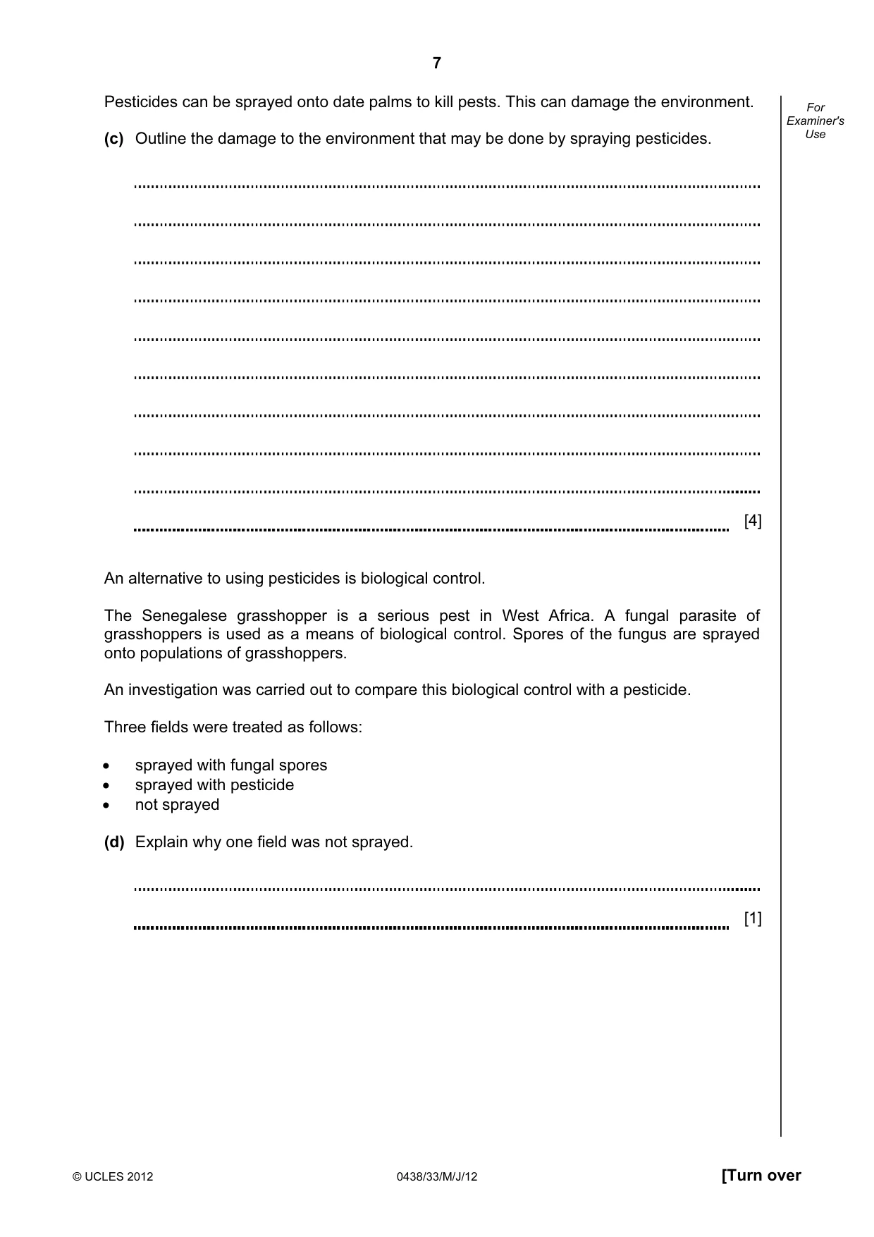 Cambridge IGCSE Biology (BES) 0438 2012 May/June Paper 3 · Variant 3 question paper, page 7 of 24