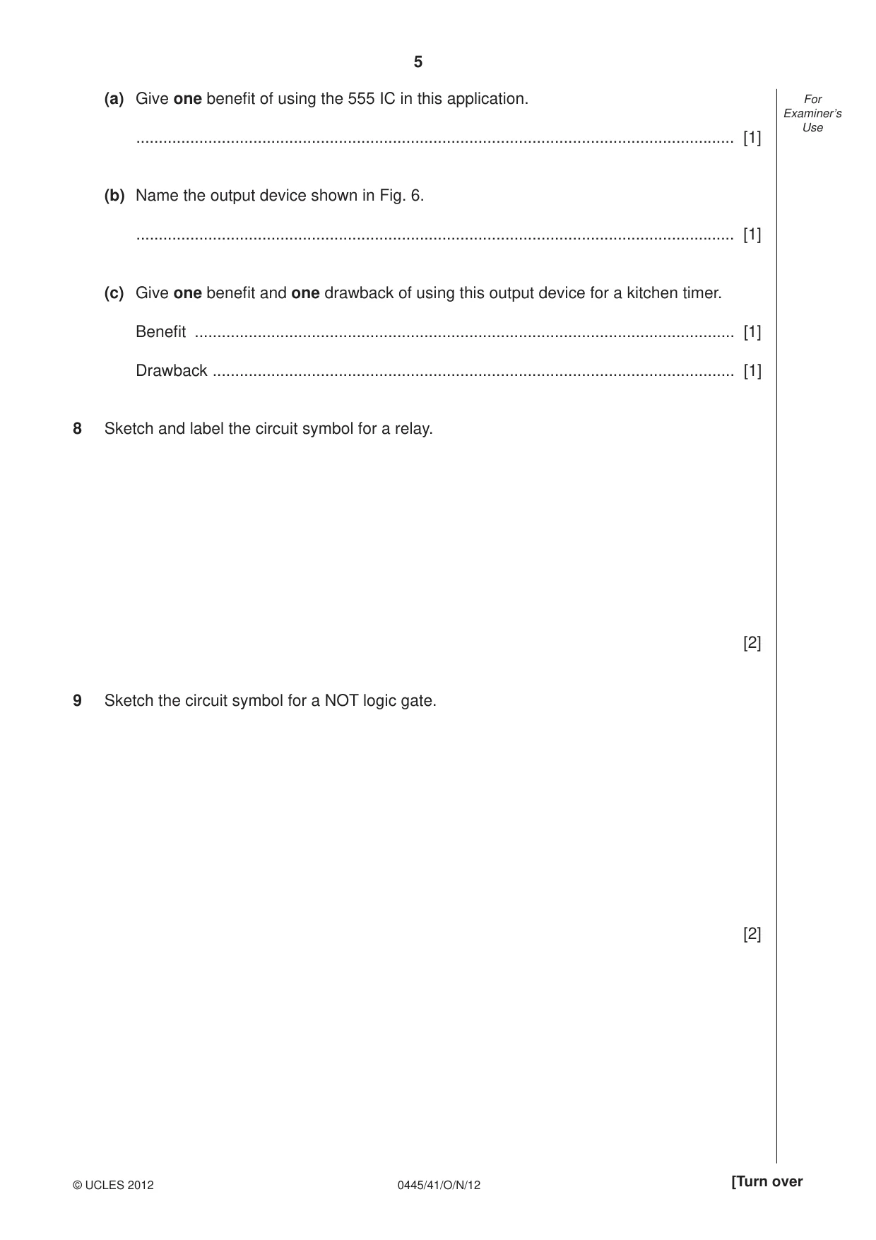 Cambridge IGCSE Design and Technology 0445 2012 Oct/Nov Paper 4 · Variant 1 question paper, page 5 of 16