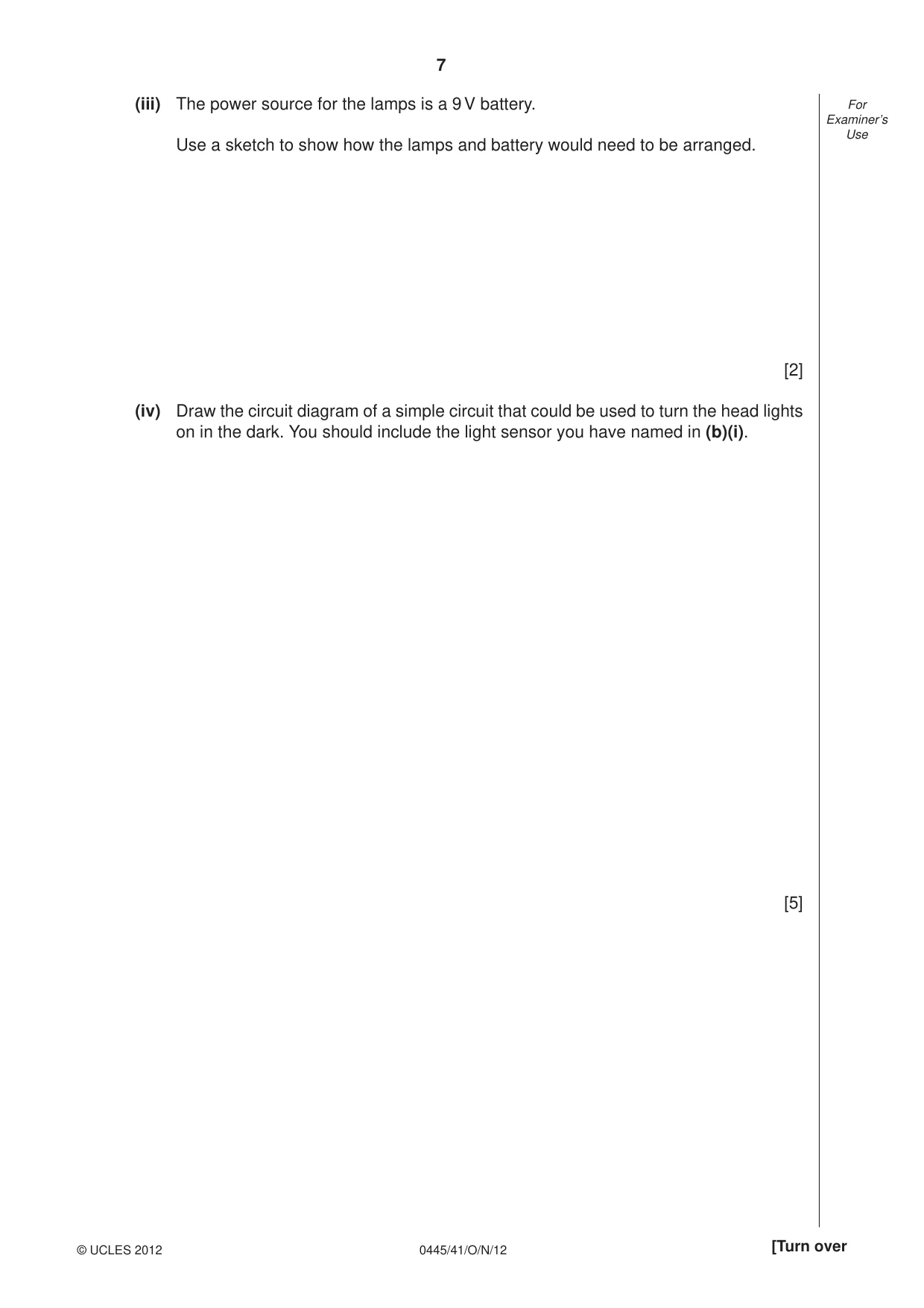 Cambridge IGCSE Design and Technology 0445 2012 Oct/Nov Paper 4 · Variant 1 question paper, page 7 of 16