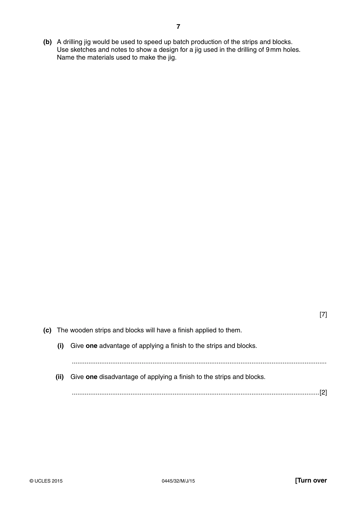 Cambridge IGCSE Design and Technology 0445 2015 May/June Paper 3 · Variant 2 question paper, page 7 of 16