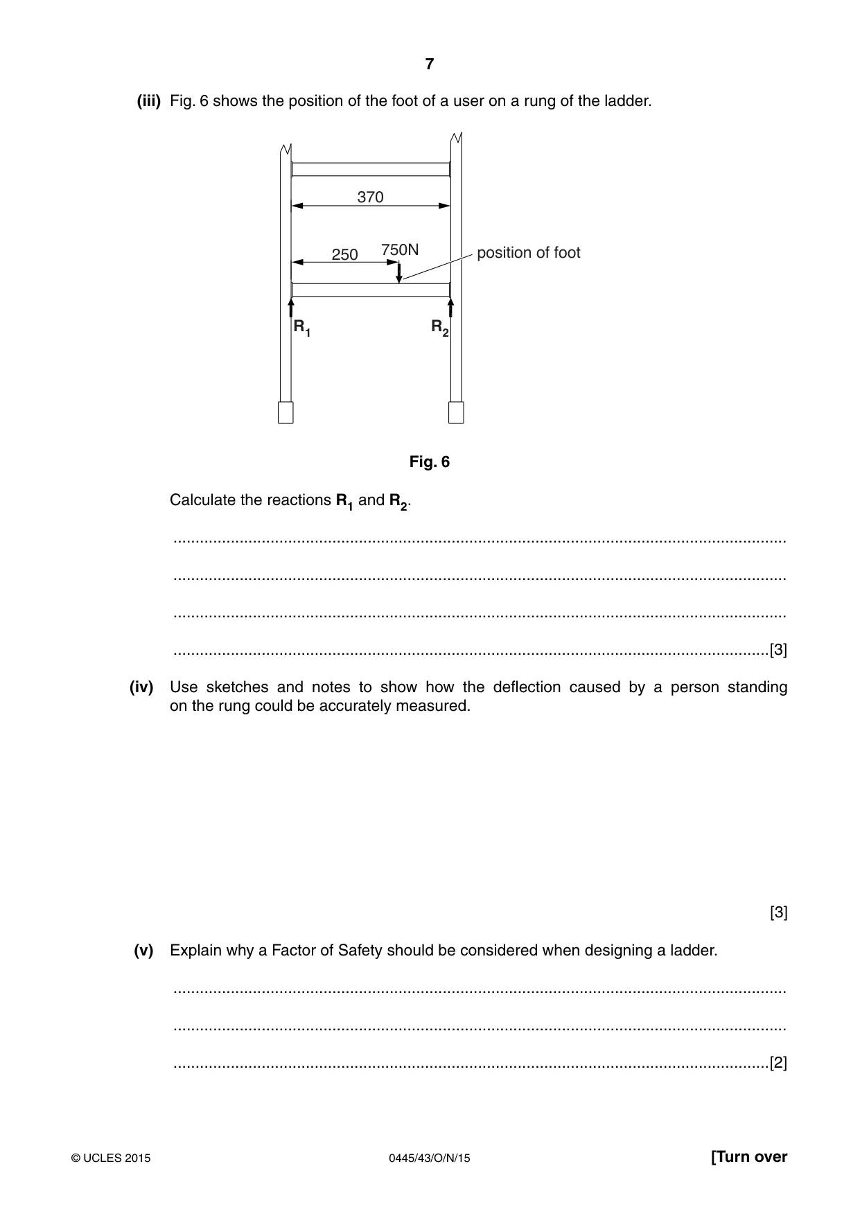 Cambridge IGCSE Design and Technology 0445 2015 Oct/Nov Paper 4 · Variant 3 question paper, page 7 of 20