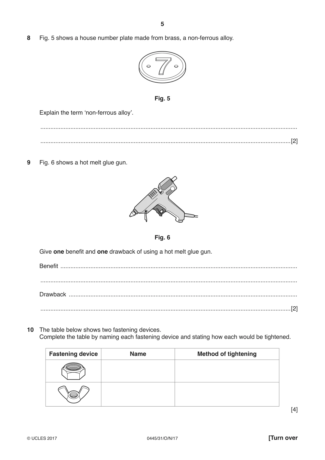 Cambridge IGCSE Design and Technology 0445 2017 Oct/Nov Paper 3 · Variant 1 question paper, page 5 of 16