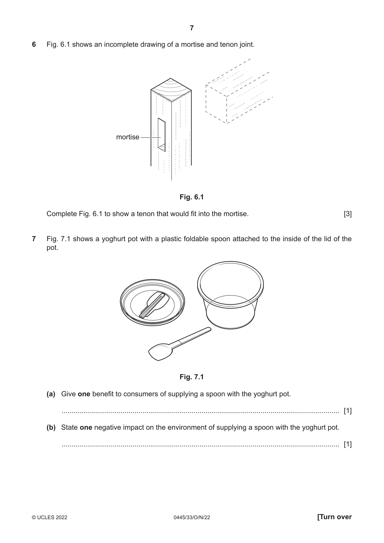 Cambridge IGCSE Design and Technology 0445 2022 Oct/Nov Paper 3 · Variant 3 question paper, page 7 of 28