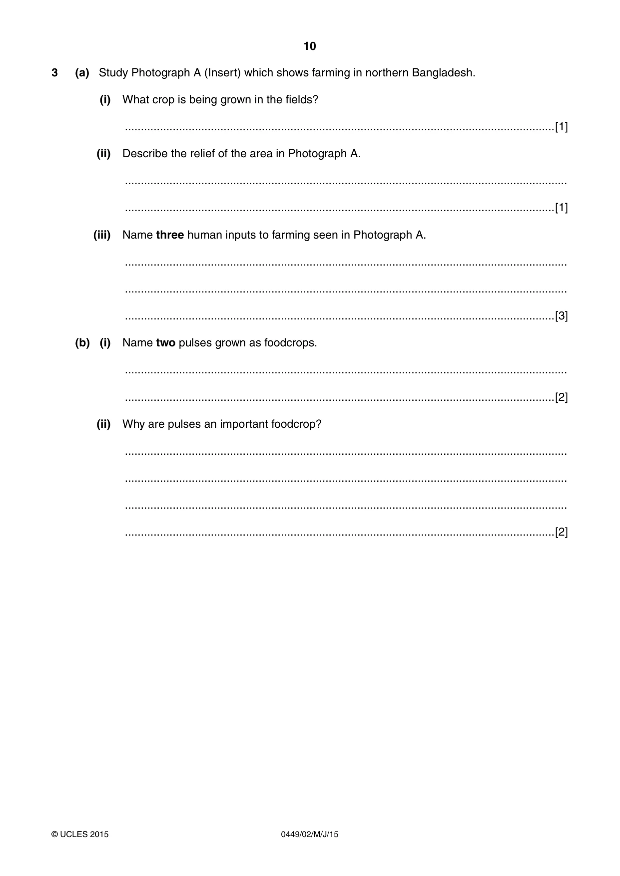 Cambridge IGCSE Bangladesh Studies 0449 2015 May/June Paper 2 · Variant 1 question paper, page 10 of 24