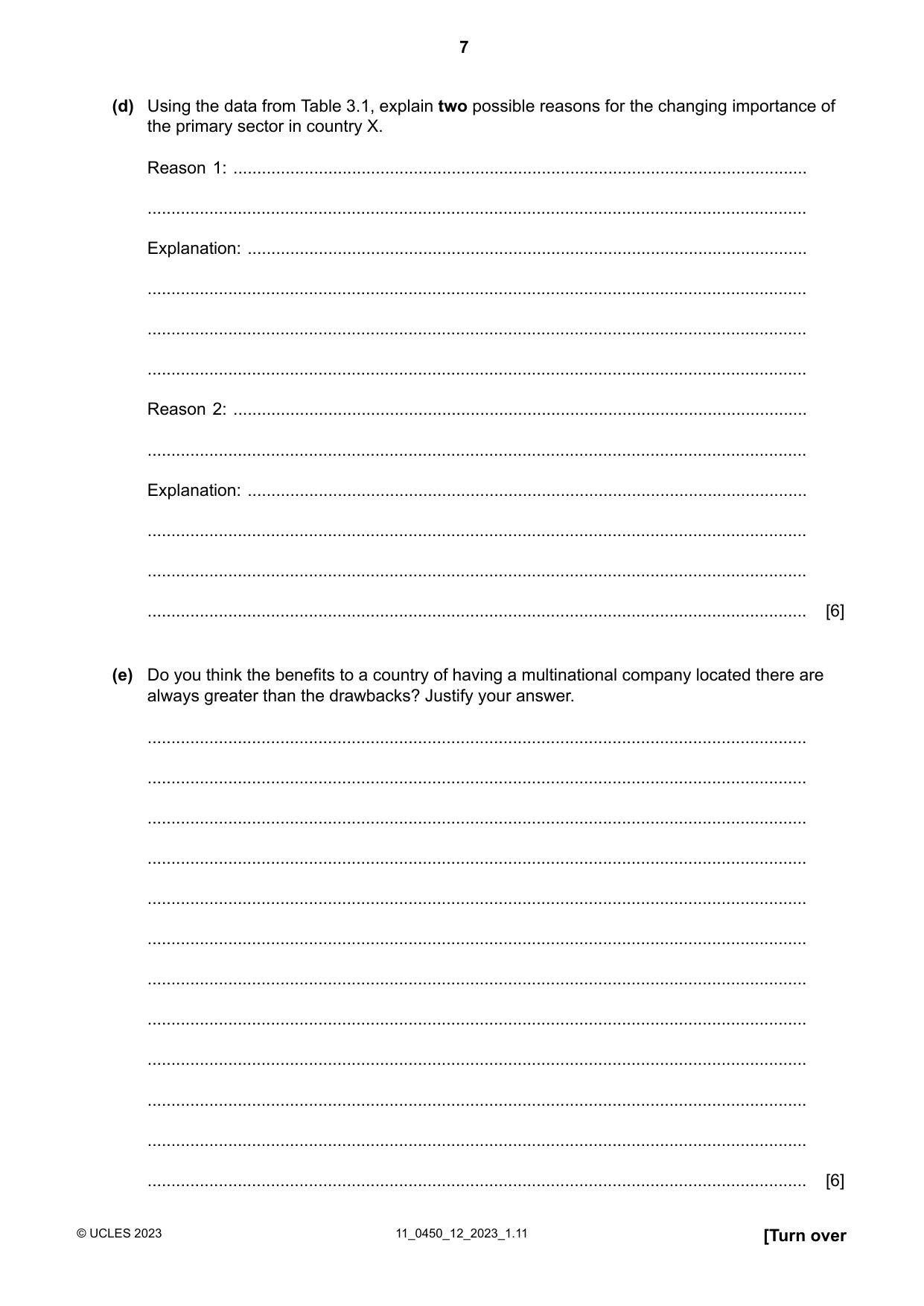 Cambridge IGCSE Business Studies 0450 2023 Oct/Nov Paper 1 · Variant 2 question paper, page 7 of 12