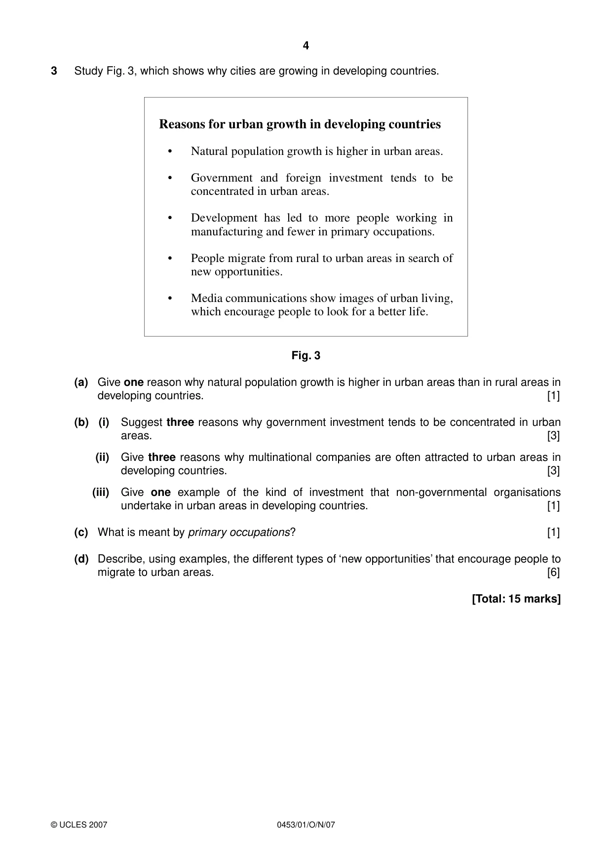 Cambridge IGCSE Development Studies 0453 2007 Oct/Nov Paper 1 · Variant 1 question paper, page 4 of 8