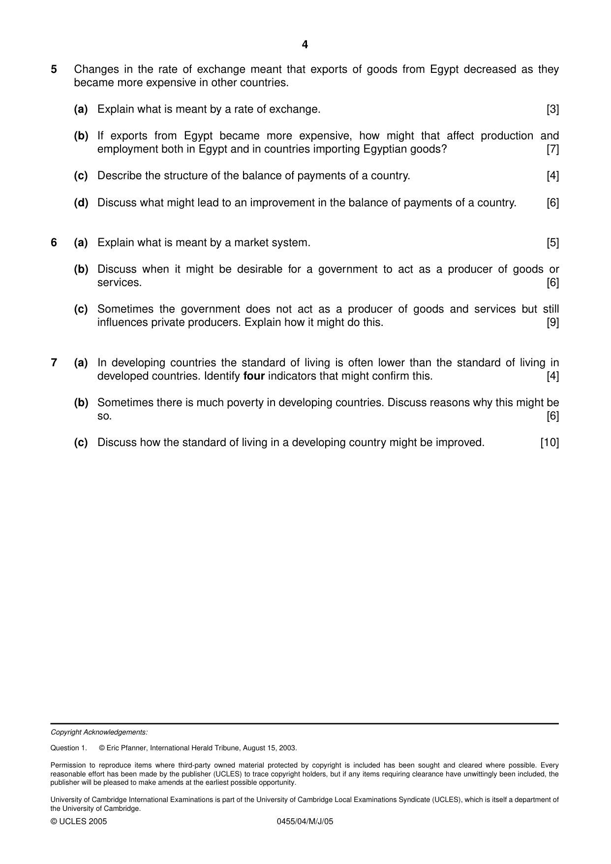 Cambridge IGCSE Economics 0455 2005 May/June Paper 4 · Variant 1 question paper, page 4 of 4