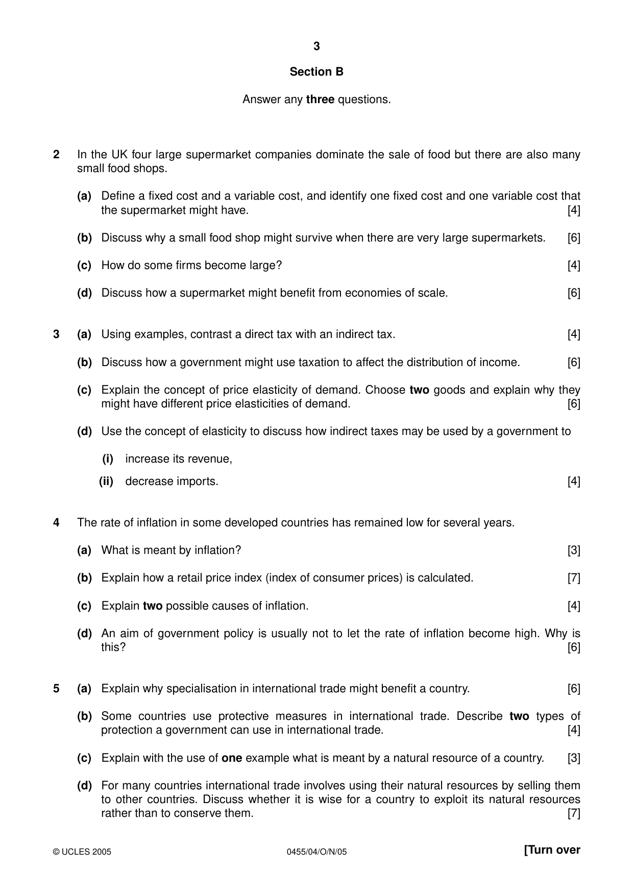 Cambridge IGCSE Economics 0455 2005 Oct/Nov Paper 4 · Variant 1 question paper, page 3 of 4