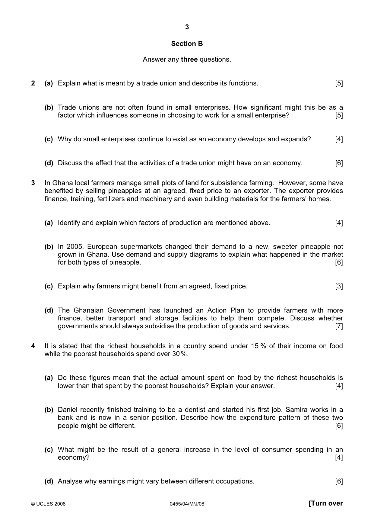 Cambridge IGCSE Economics 0455 2008 May/June Paper 4 · Variant 1 question paper, page 3 of 4