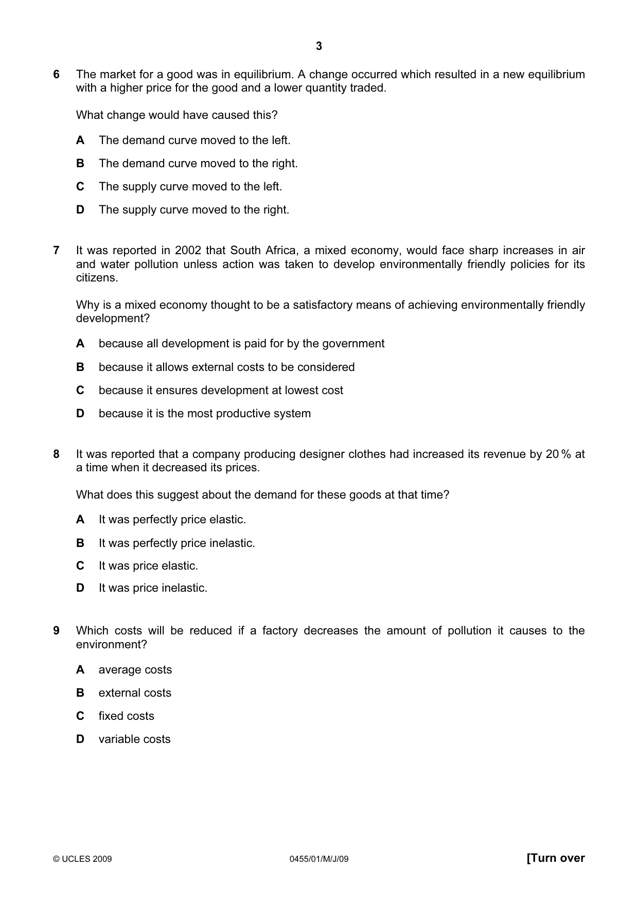 Cambridge IGCSE Economics 0455 2009 May/June Paper 1 · Variant 1 question paper, page 3 of 8