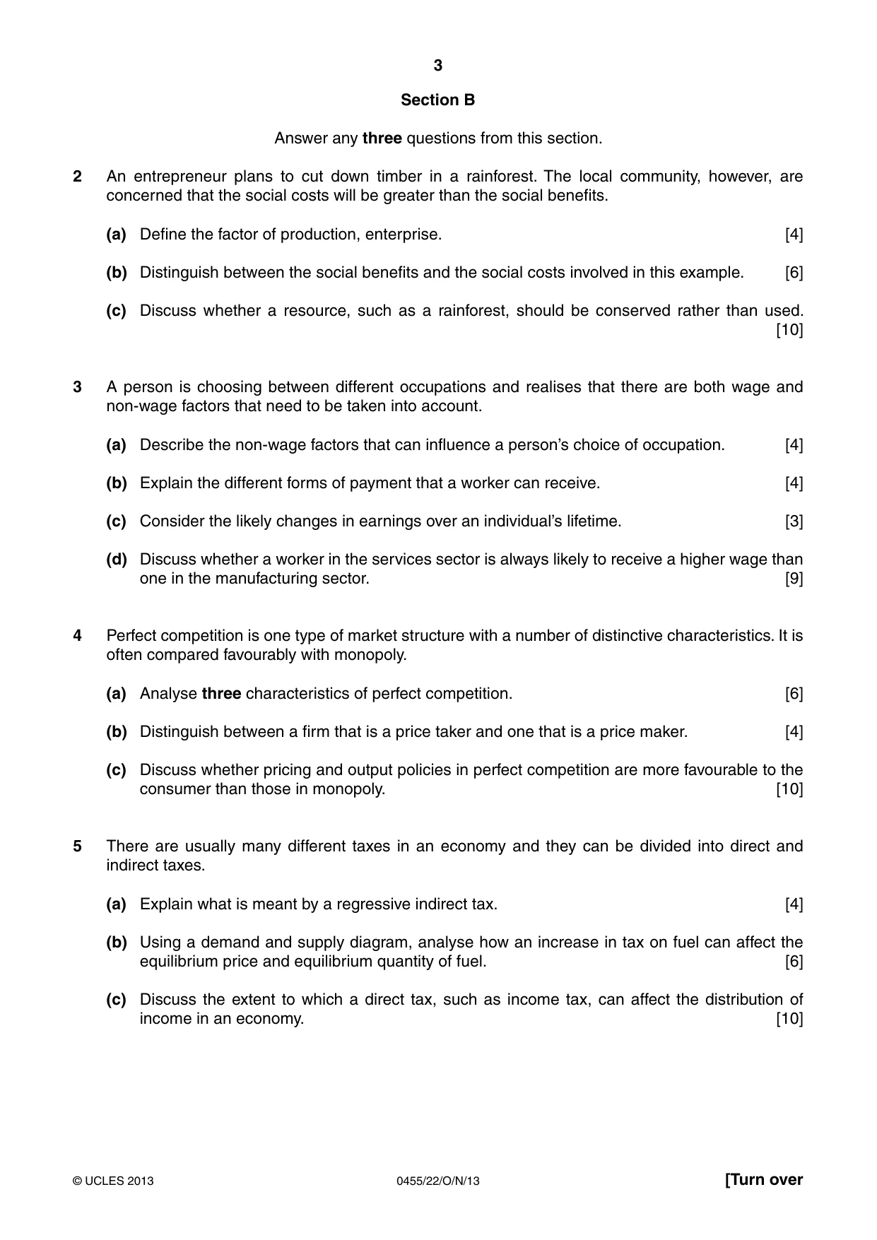 Cambridge IGCSE Economics 0455 2013 Oct/Nov Paper 2 · Variant 2 question paper, page 3 of 4