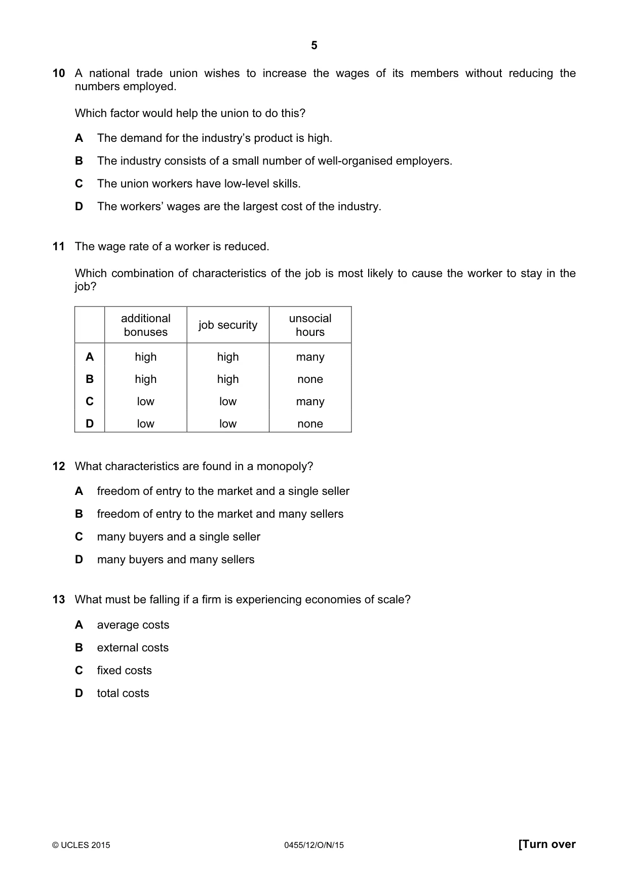 Cambridge IGCSE Economics 0455 2015 Oct/Nov Paper 1 · Variant 2 question paper, page 5 of 12