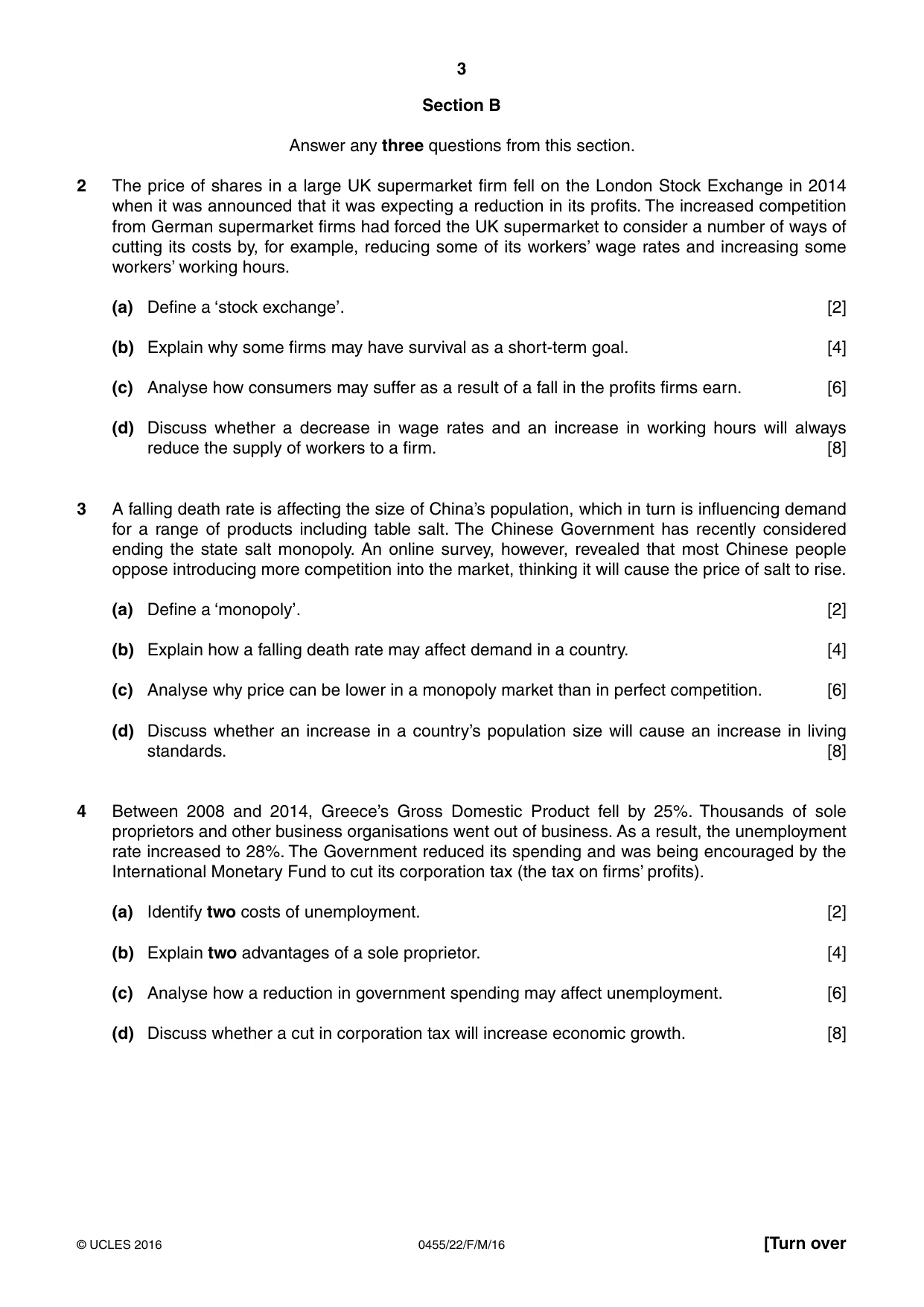 Cambridge IGCSE Economics 0455 2016 Feb/March Paper 2 · Variant 2 question paper, page 3 of 4