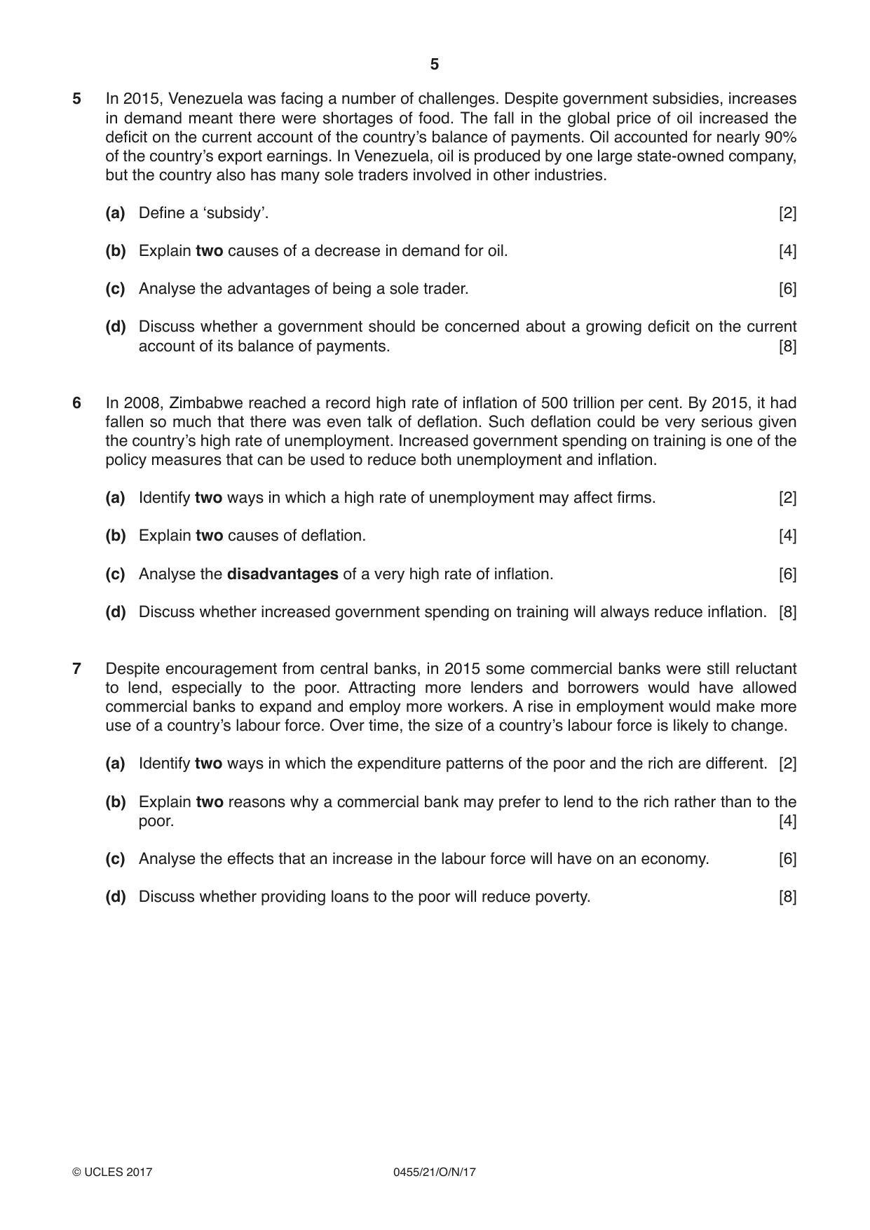 Cambridge IGCSE Economics 0455 2017 Oct/Nov Paper 2 · Variant 1 question paper, page 5 of 8
