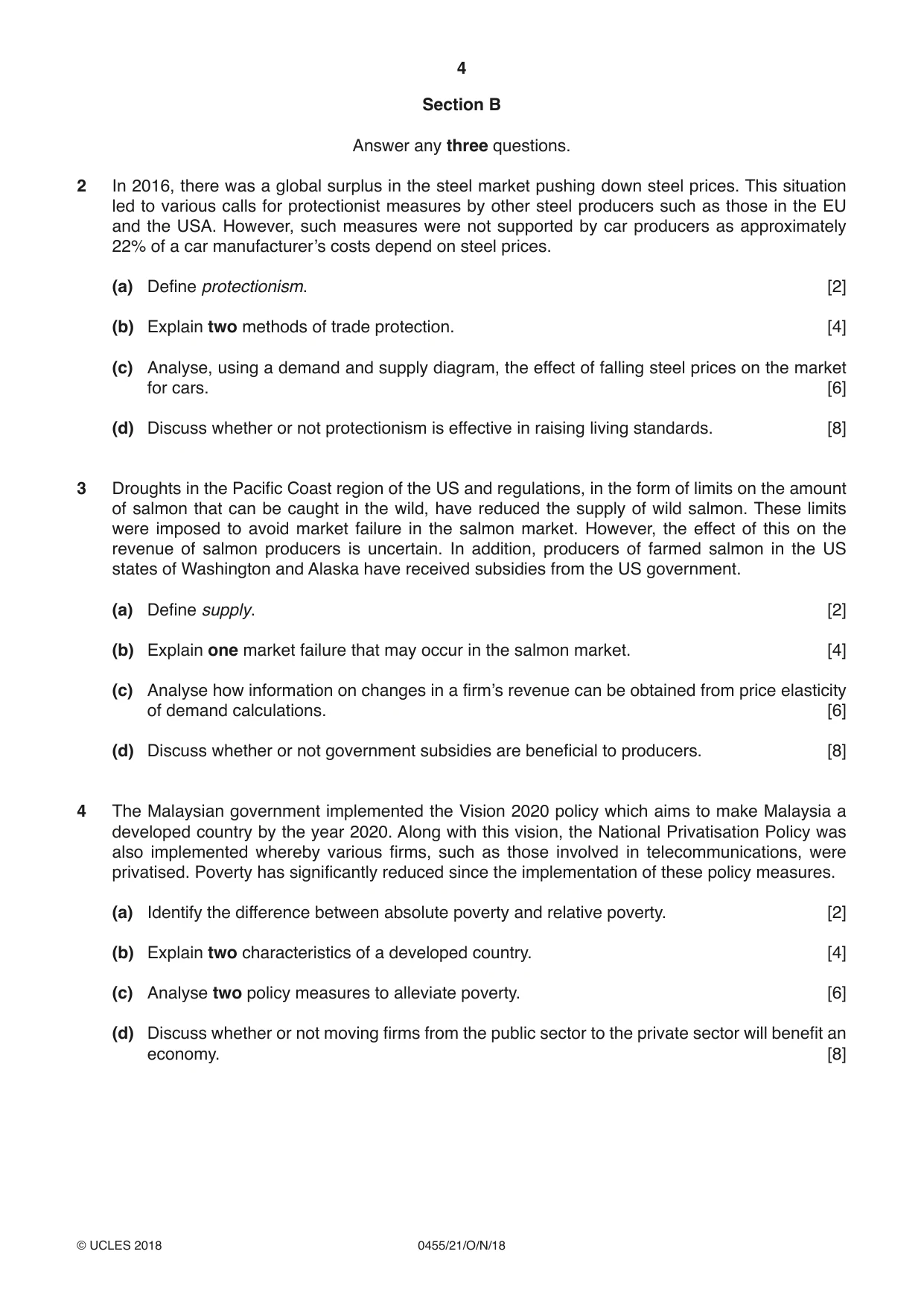 Cambridge IGCSE Economics 0455 2018 Oct/Nov Paper 2 · Variant 1 question paper, page 4 of 8